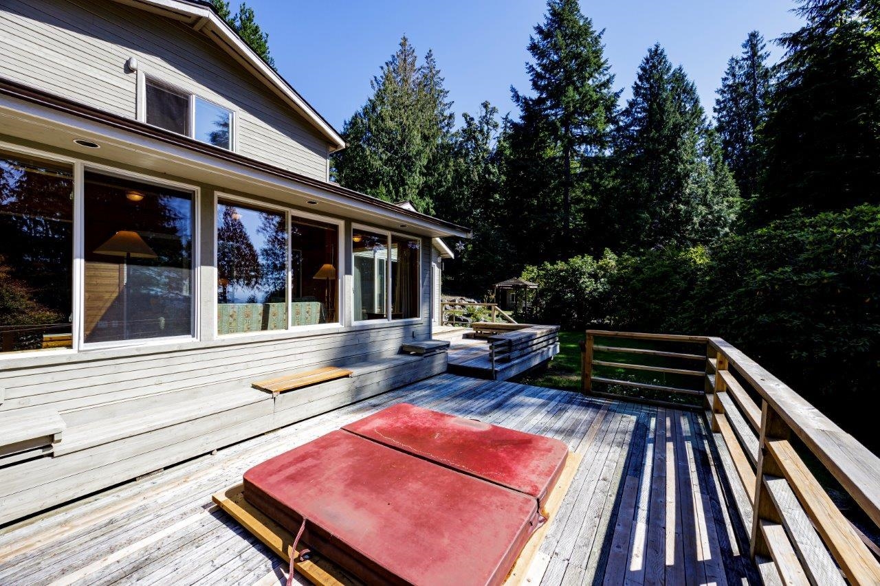 Listing image of 687 WINDJAMMER ROAD