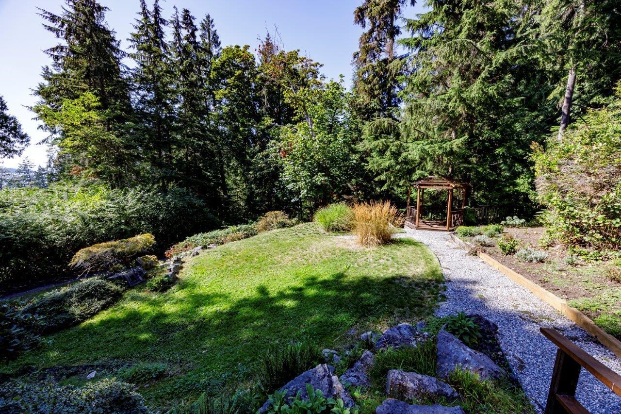 Listing image of 687 WINDJAMMER ROAD