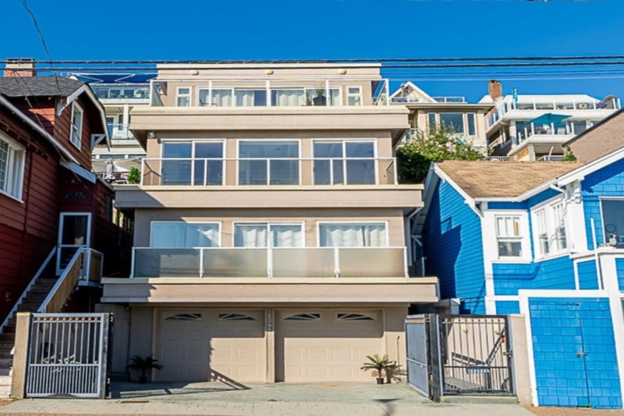 15441 Marine Drive, White Rock, White Rock, V4B 1C8 1