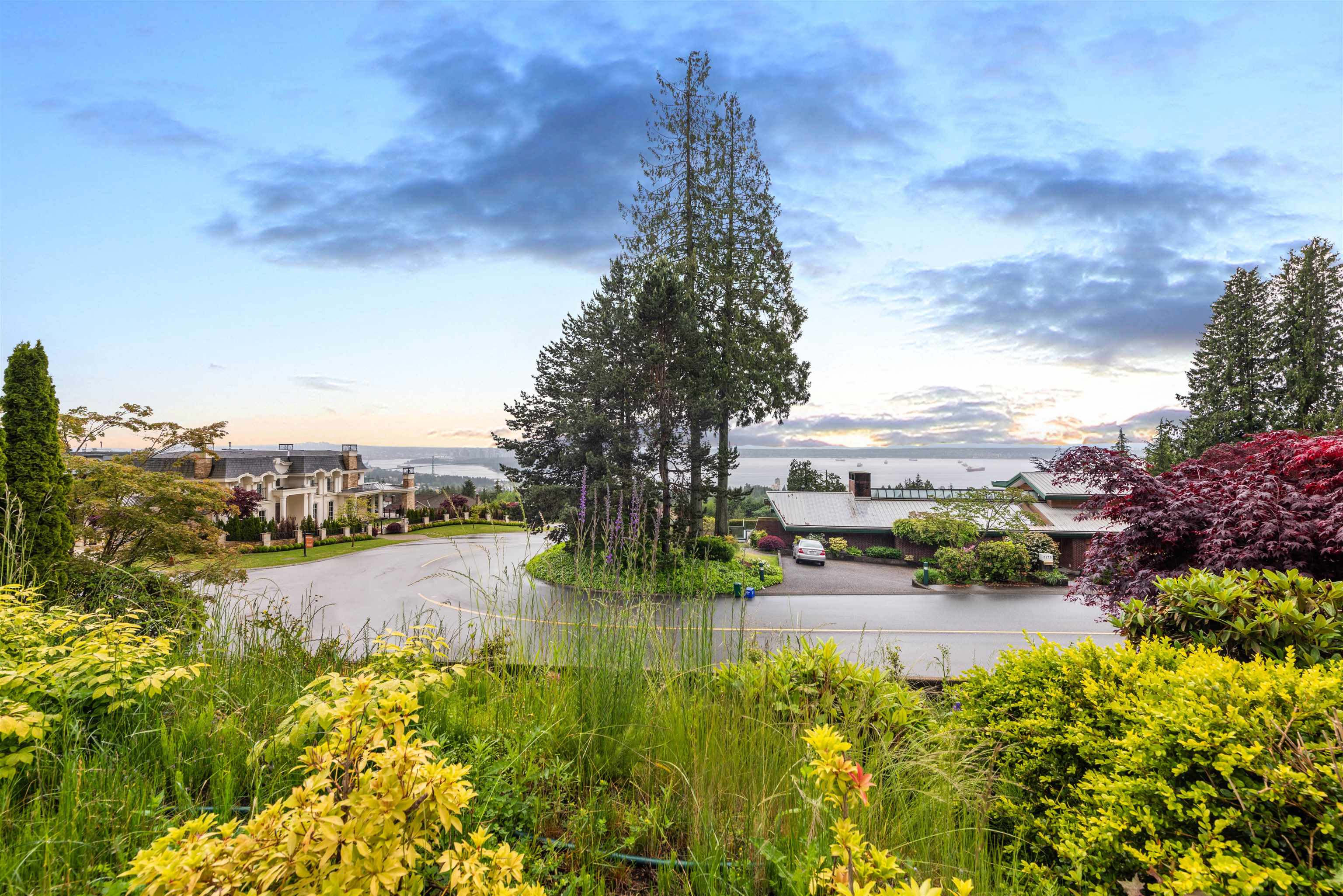 Listing image of 2206 WESTHILL DRIVE