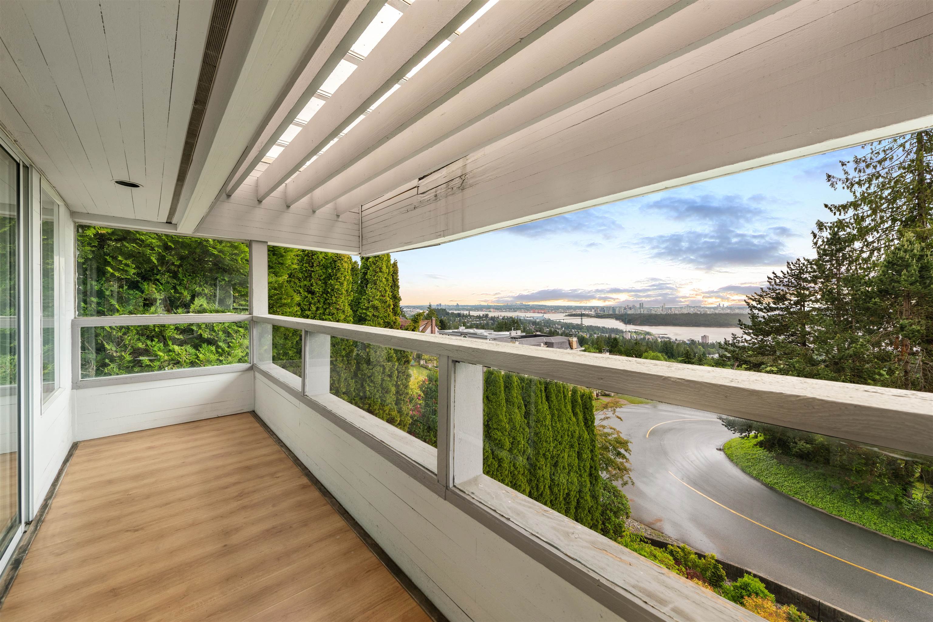 Listing image of 2206 WESTHILL DRIVE
