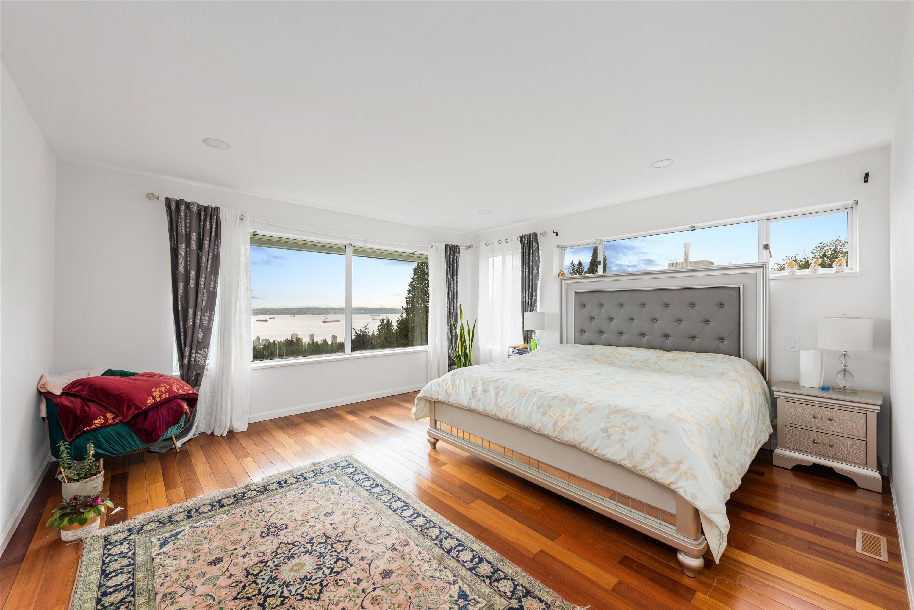 Listing image of 2206 WESTHILL DRIVE