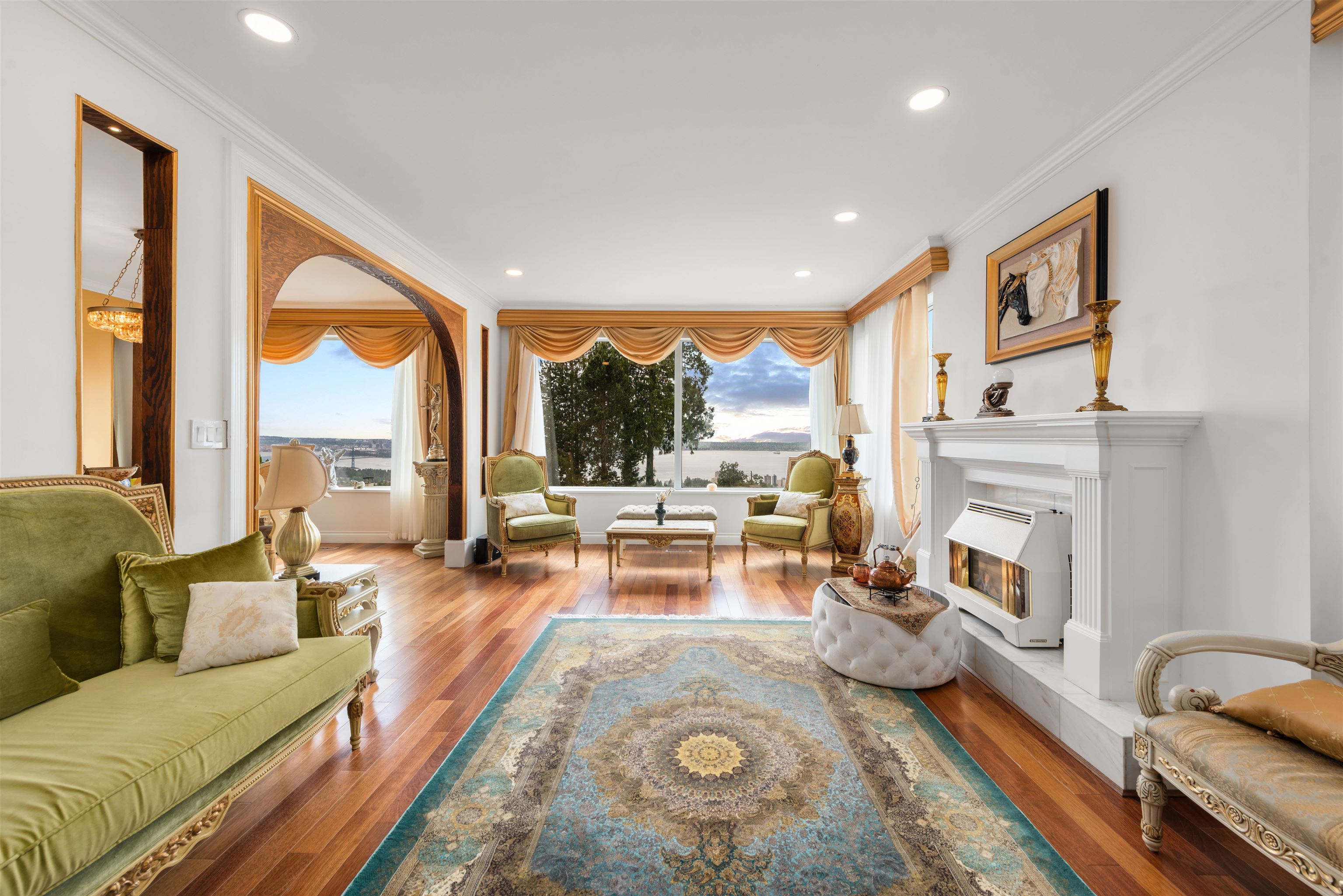 Listing image of 2206 WESTHILL DRIVE