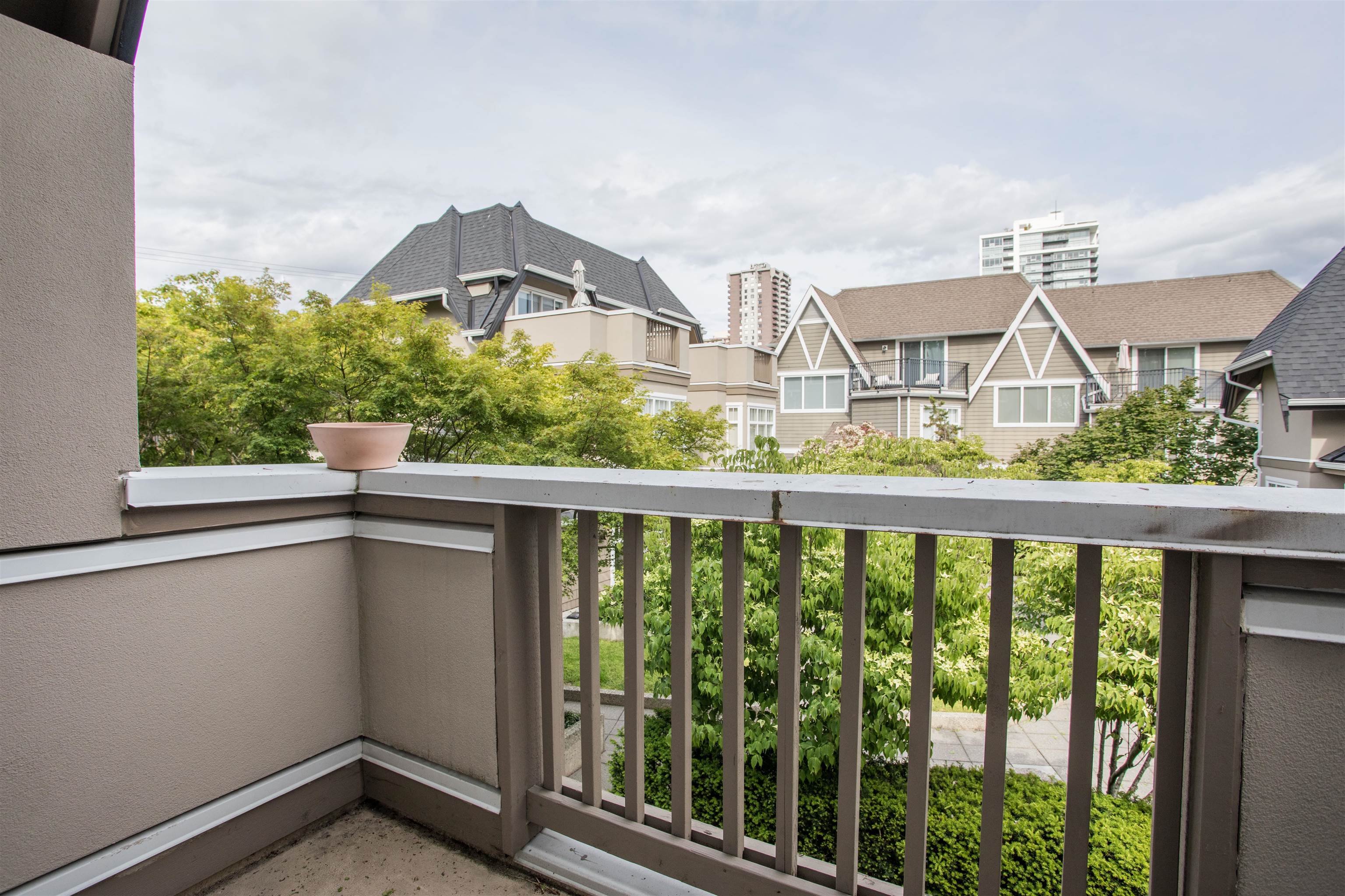 1320 Mahon Avenue, North Vancouver, Central Lonsdale, V7M 3M3 20