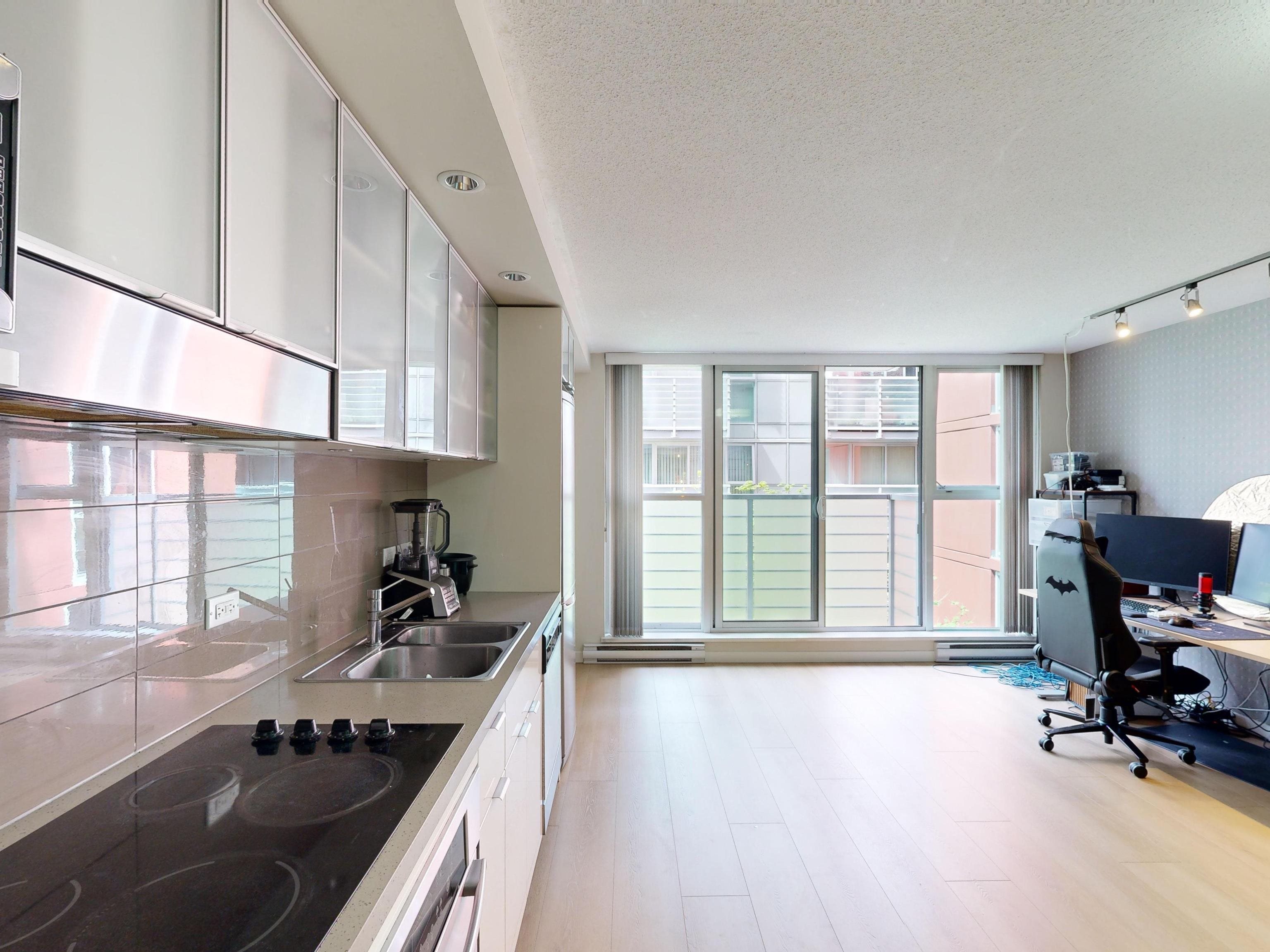 515 168 Powell Street, Vancouver, Downtown VE, V6A 0B2 6