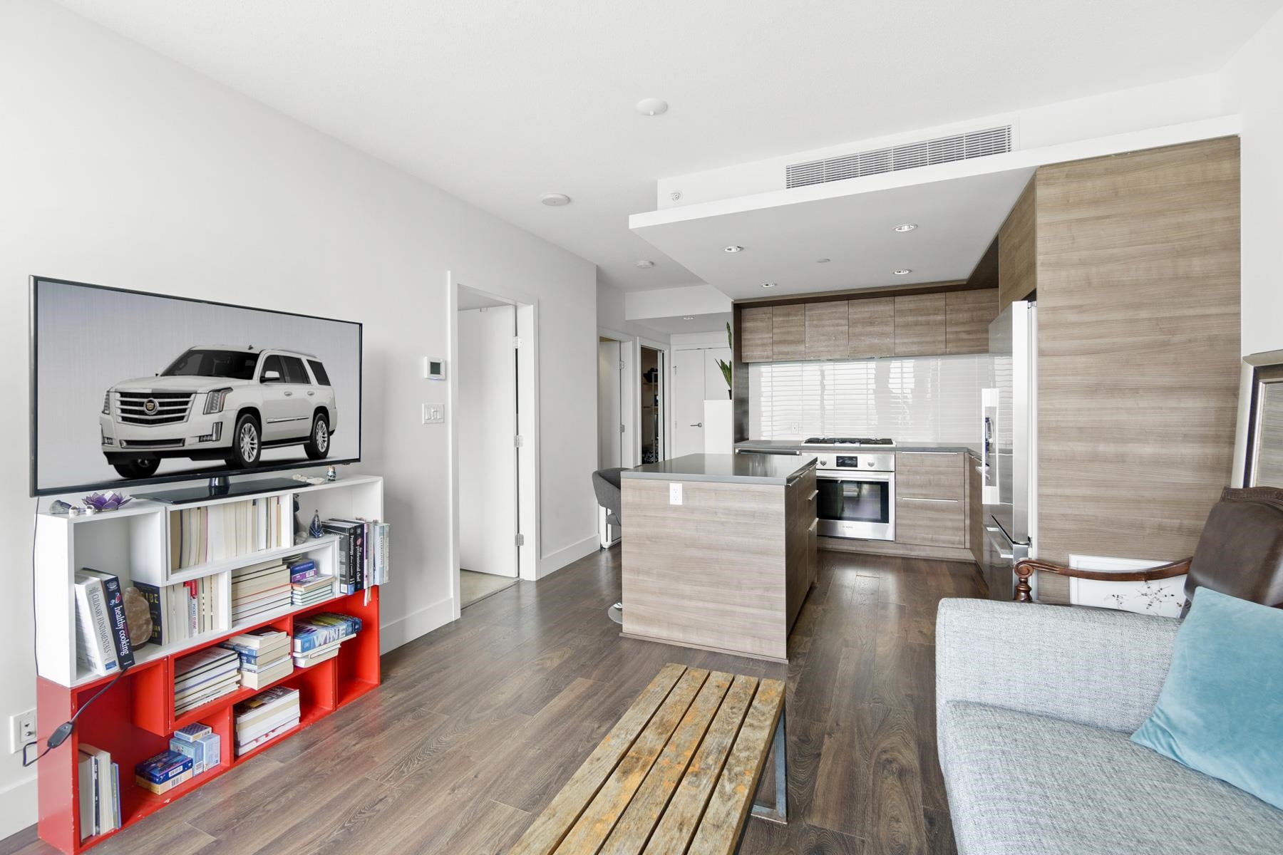 Listing image of 1405 1550 FERN STREET