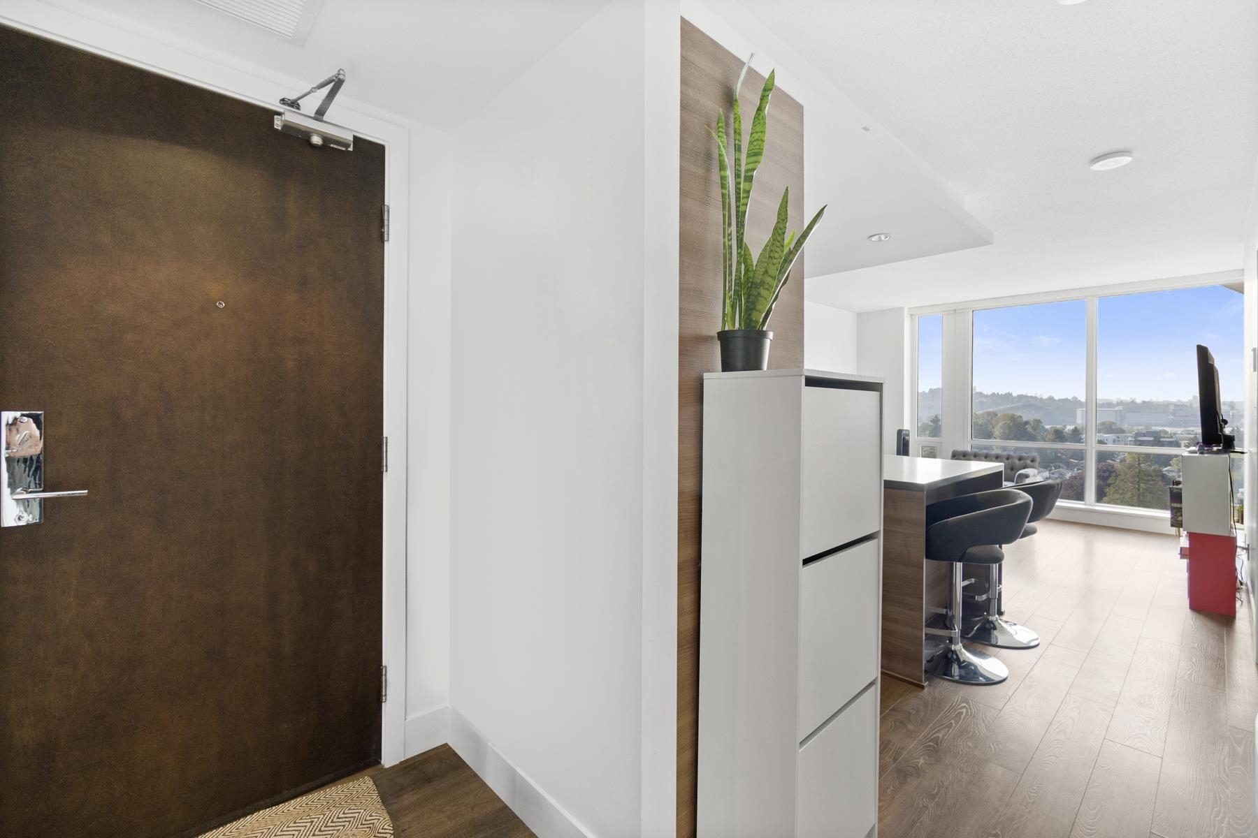 Listing image of 1405 1550 FERN STREET