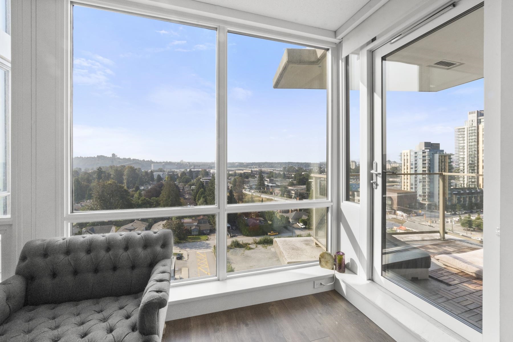 Listing image of 1405 1550 FERN STREET