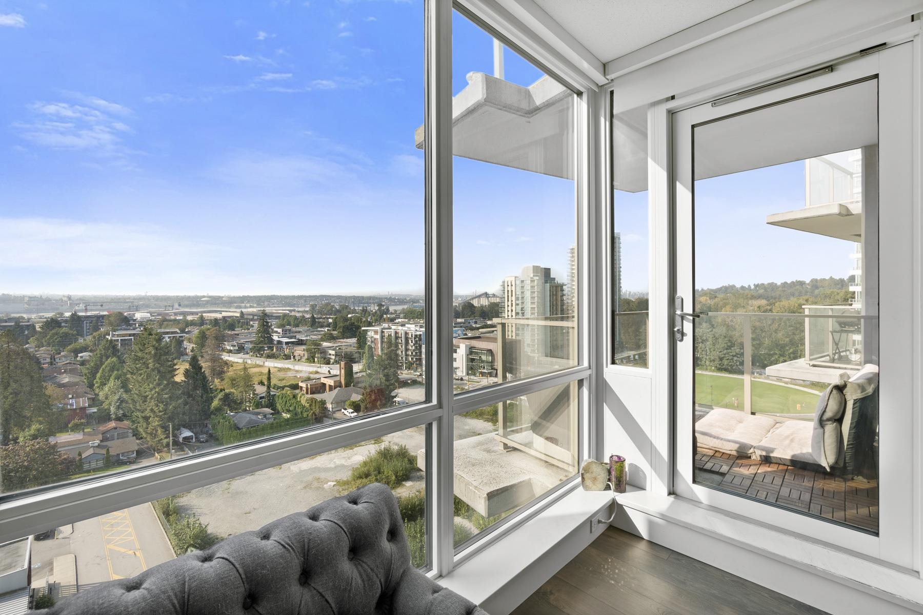Listing image of 1405 1550 FERN STREET