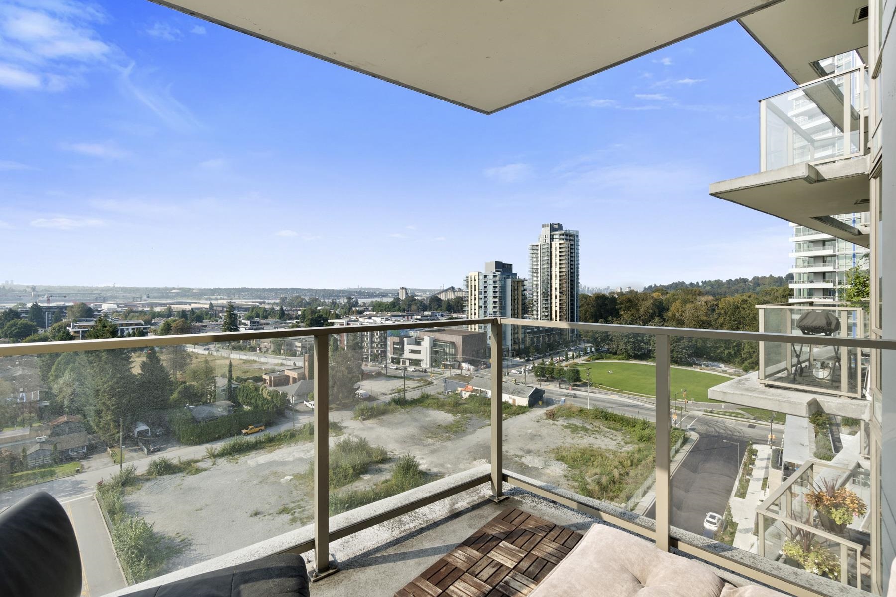 Listing image of 1405 1550 FERN STREET