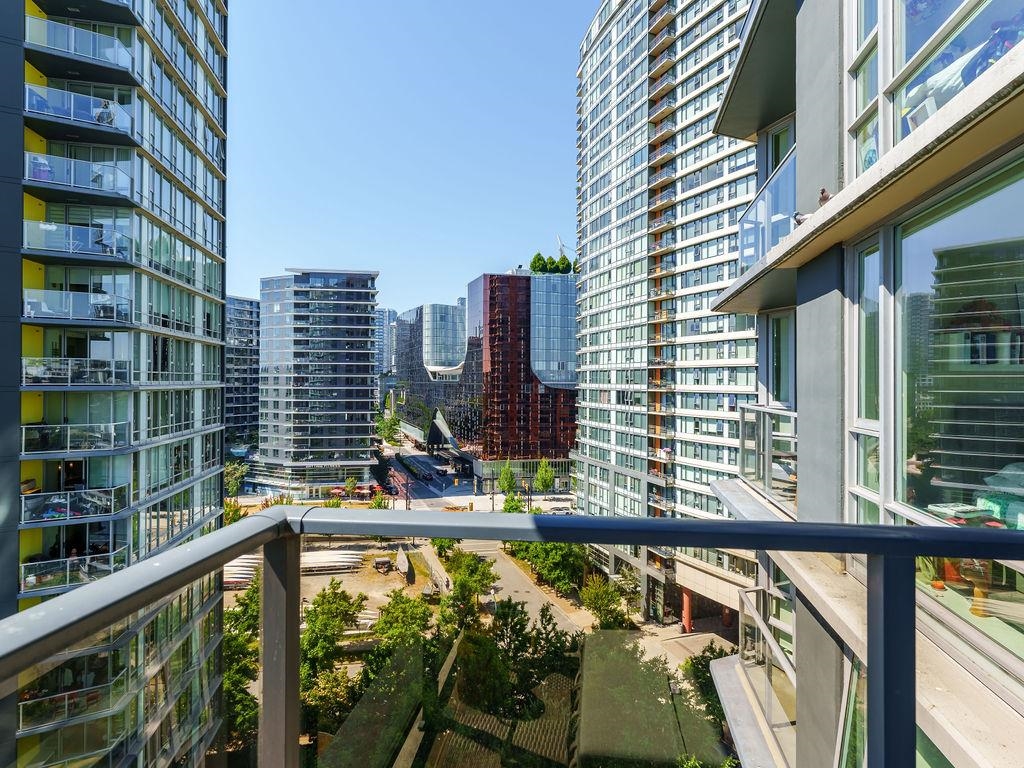 1205 8 Smithe Mews, Vancouver, Yaletown, V6B 0A5 7