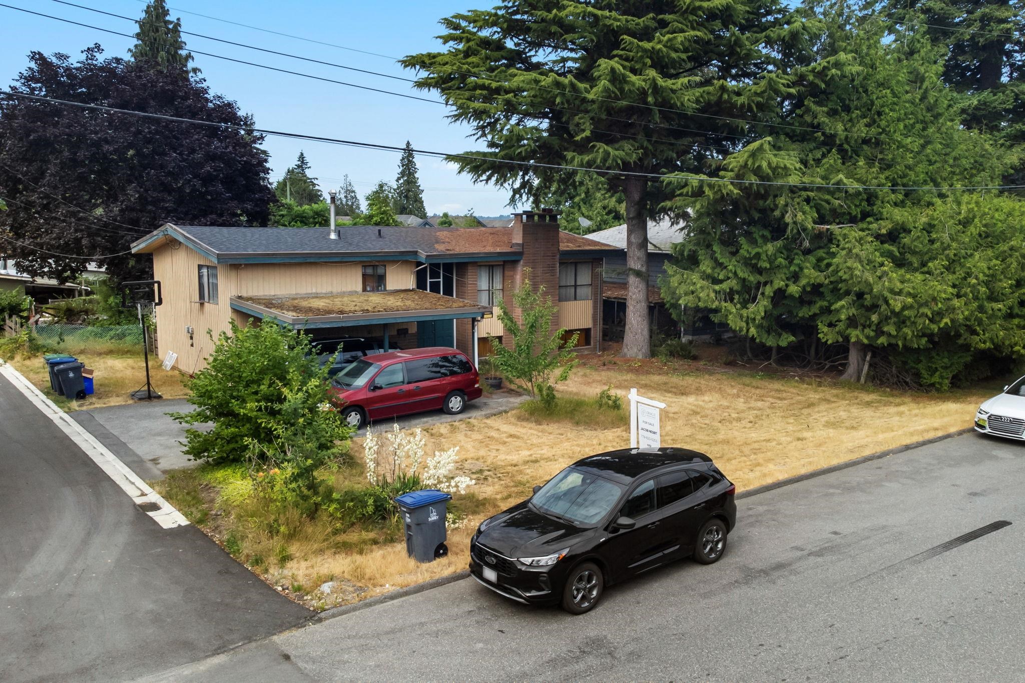 14635 59a Avenue, Surrey, Sullivan Station, V3S 1P9 34