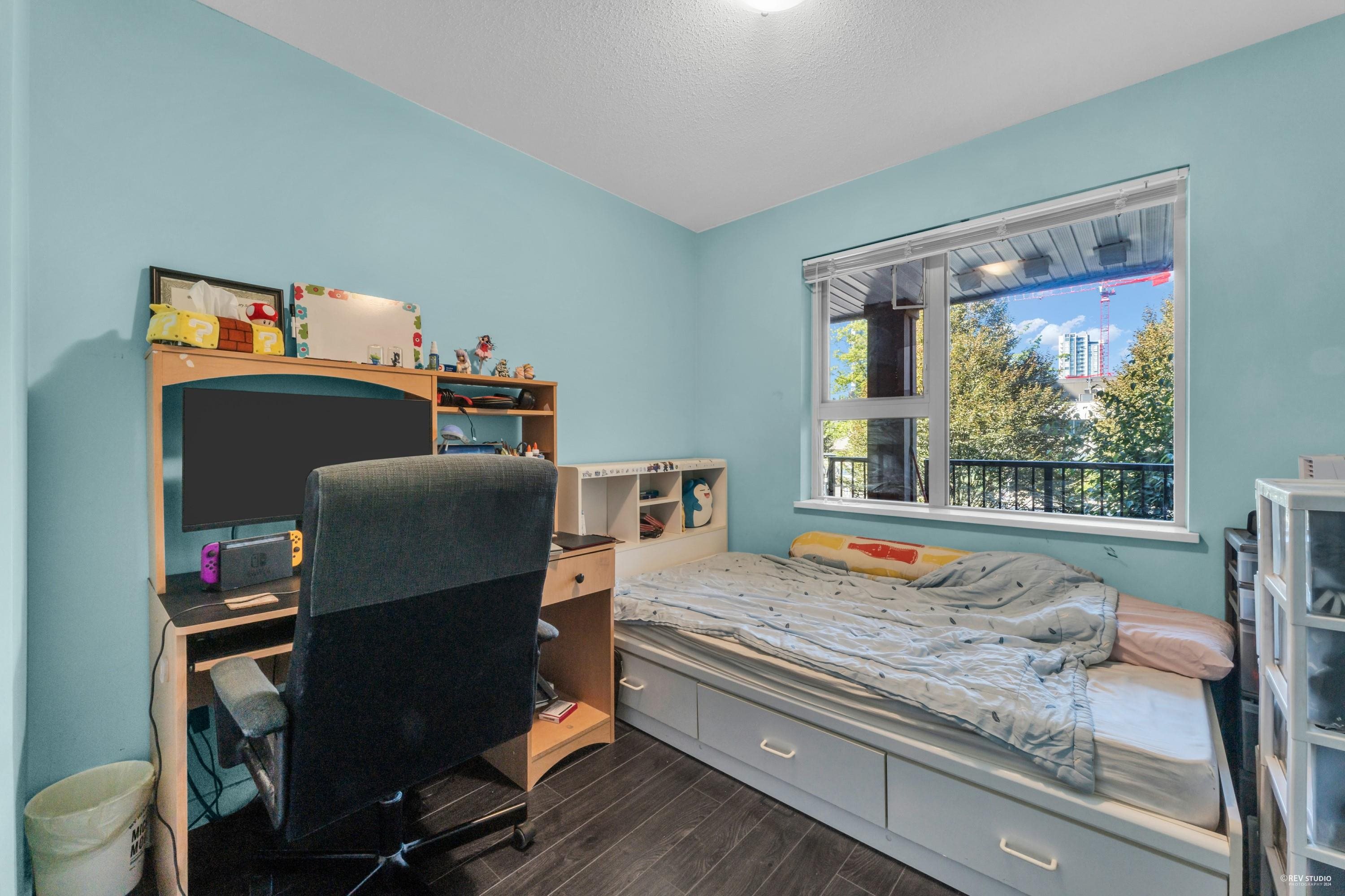 209 4728 Dawson Street, Burnaby, Brentwood Park, V5C 0A9 19