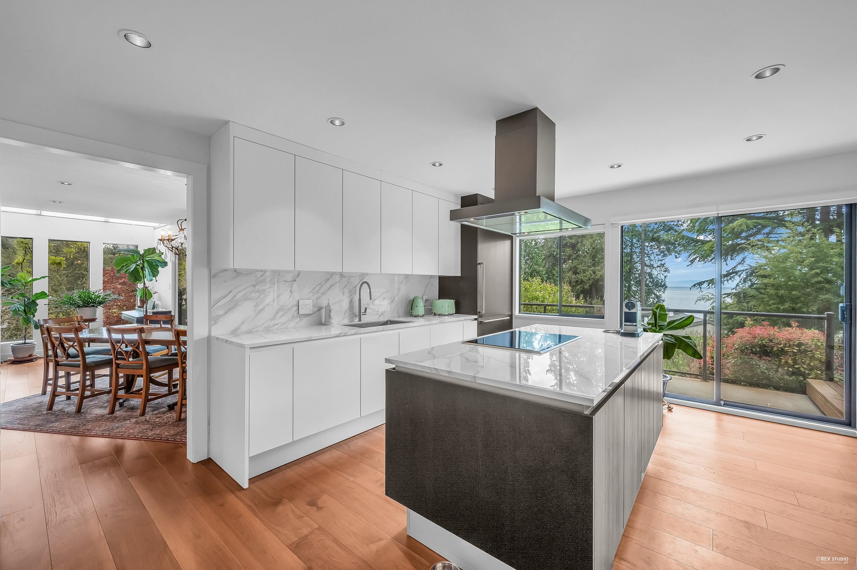 5312 Marine Drive, West Vancouver, Caulfeild, V7W 2P8 5