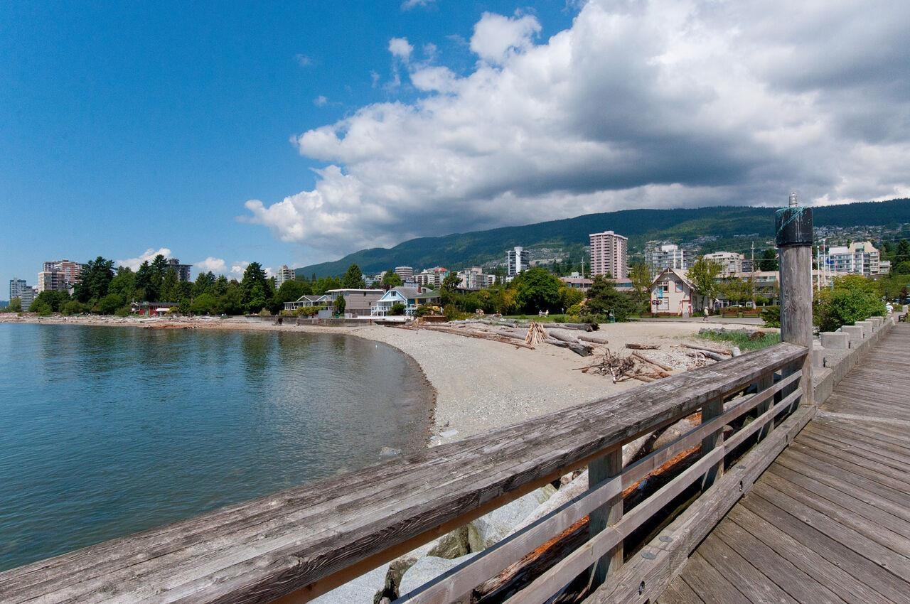 202 225 24th Street, West Vancouver, Dundarave, V7V 4G9 33