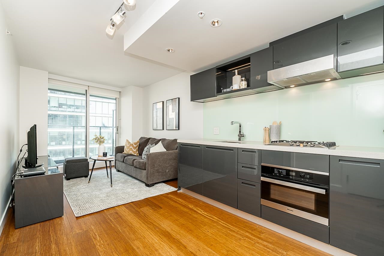 2807 777 Richards Street, Vancouver, Downtown VW, V6B 0M6 1