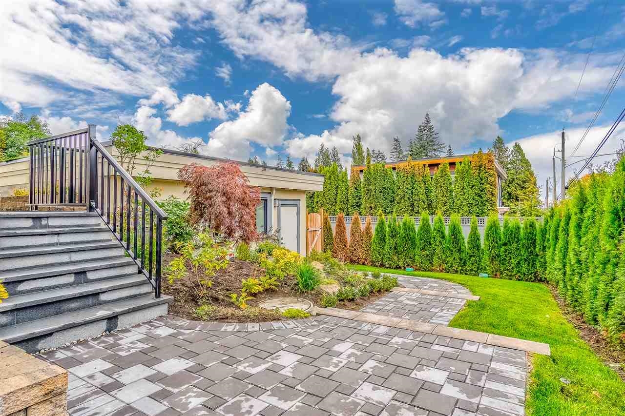 13600 Blackburn Avenue, White Rock, White Rock, V4B 2Y8 39