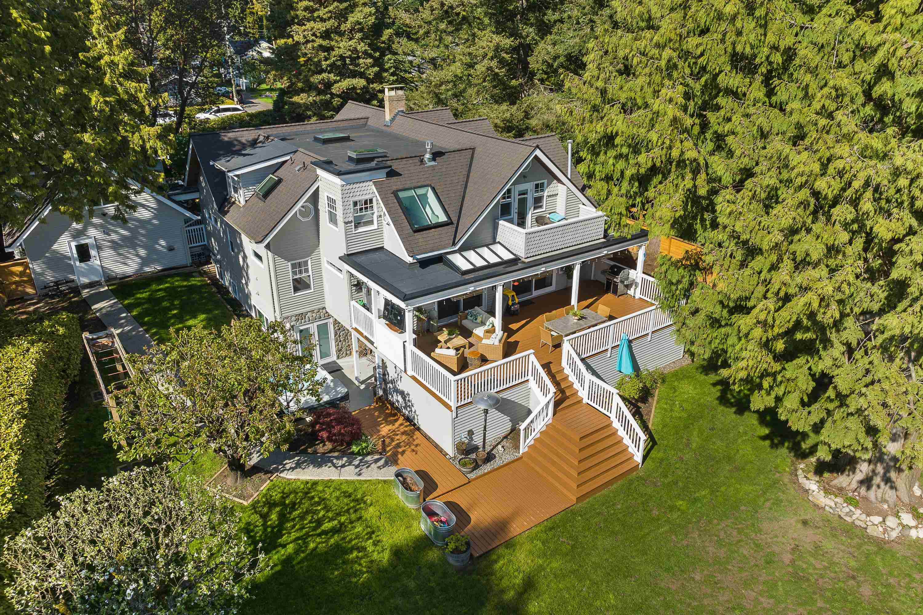 13892 Marine Drive, White Rock, White Rock, V4B 1A4 2