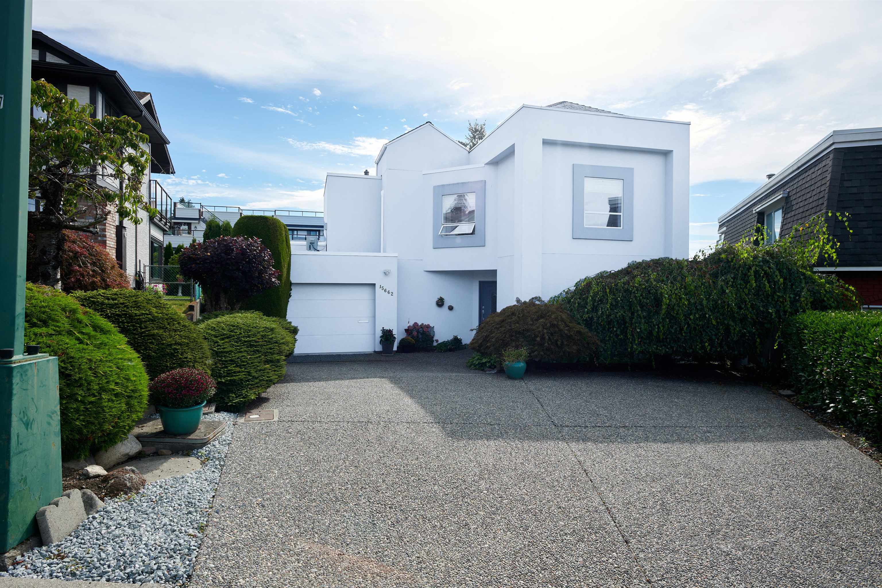 15662 Semiahmoo Avenue, White Rock, White Rock, V4B 1V4 9