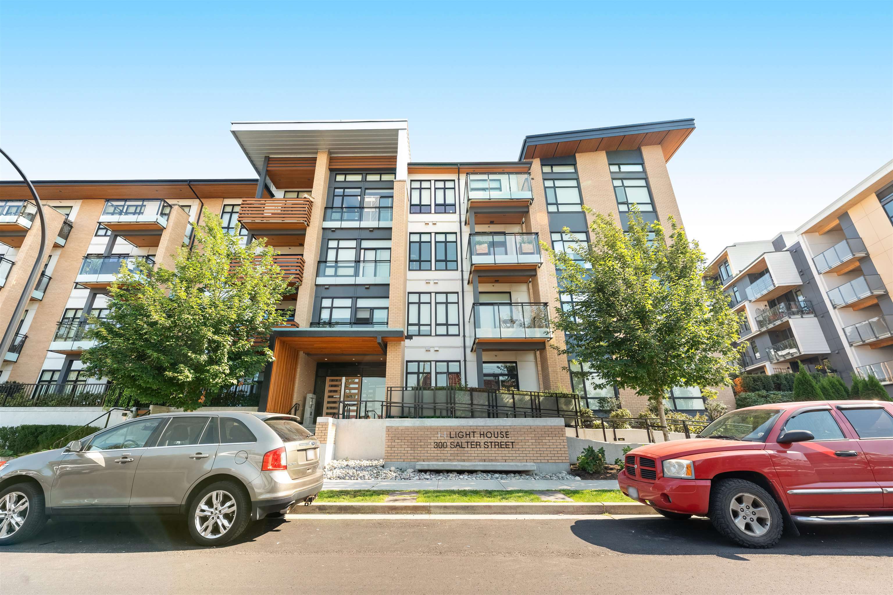 208 300 Salter Street, New Westminster, Queensborough, V3M 0L9 32