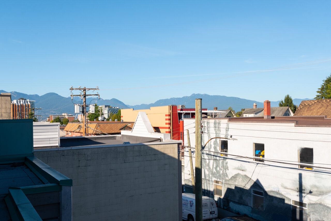 203 3368 Main Street, Vancouver, Main, V5V 3M7 13