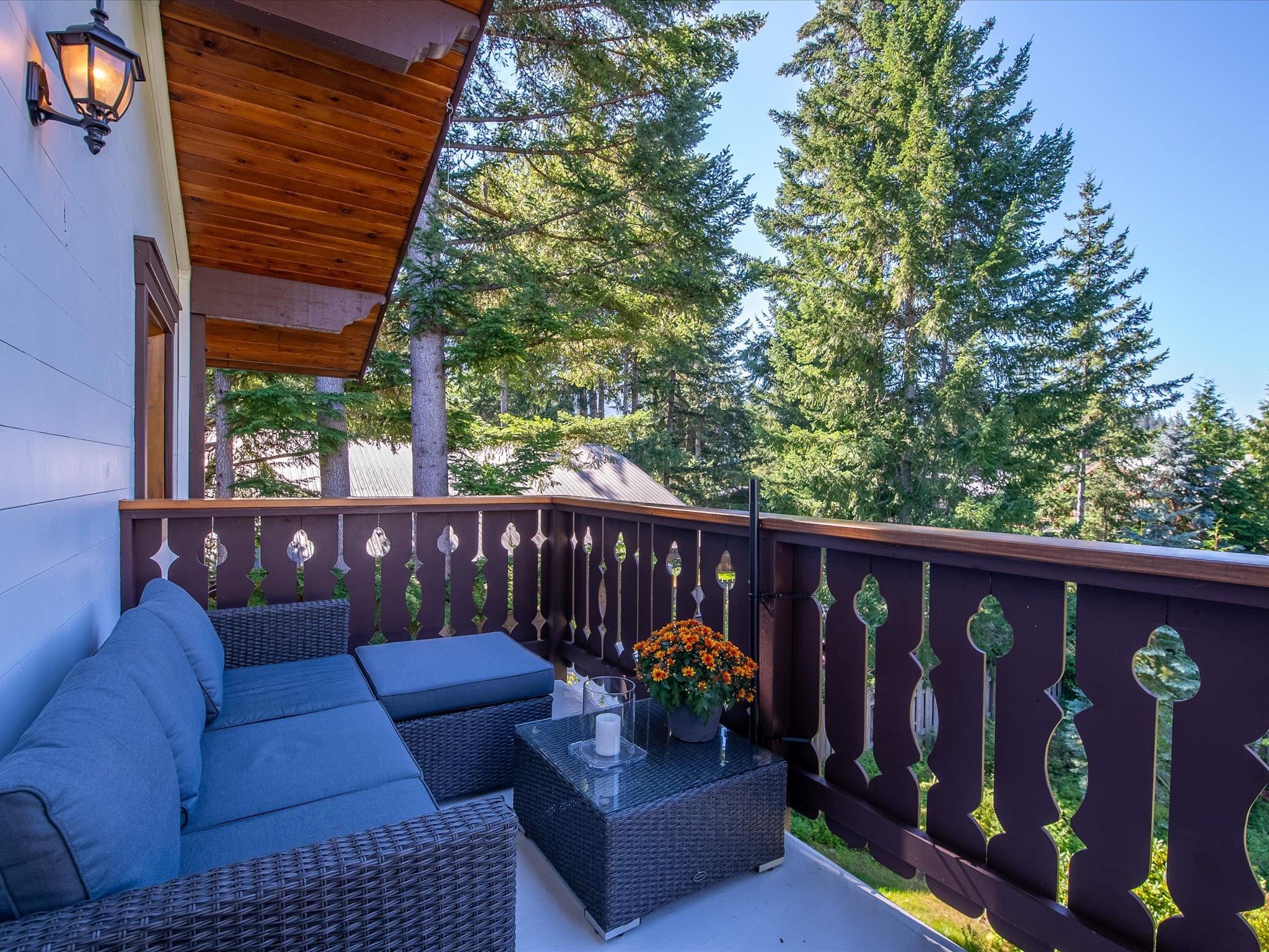 6218 Eagle Drive, Whistler, Whistler Cay Heights, V8E 0C6 32