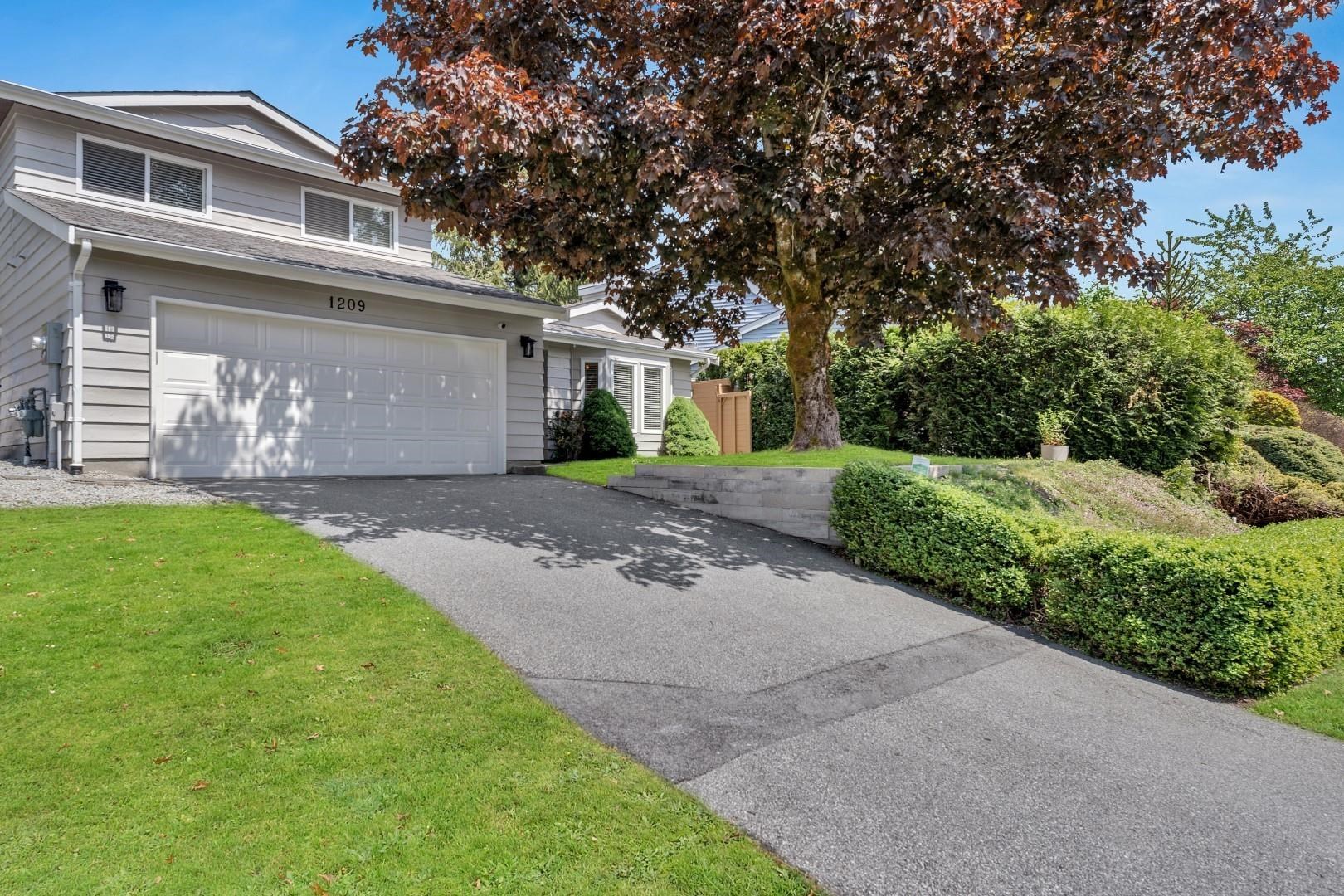 1209 Cypress Place, Port Moody, Mountain Meadows, V3H 3Y7 38