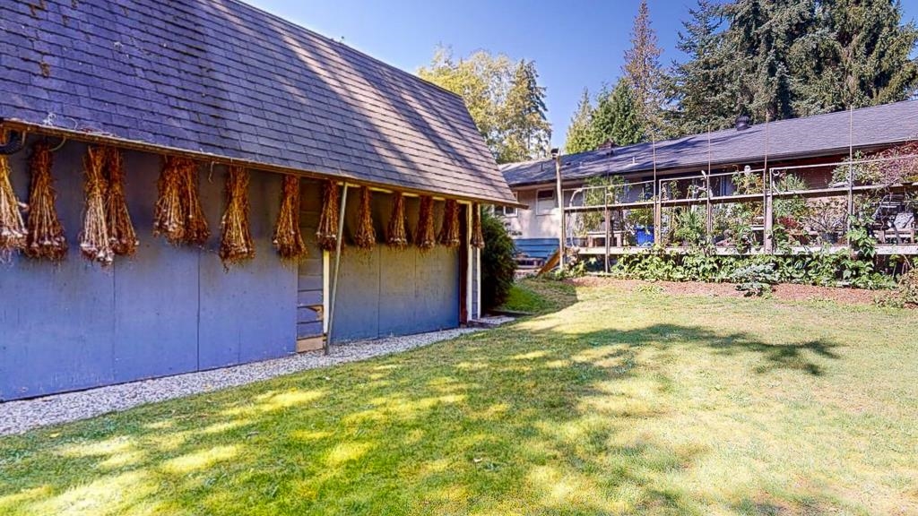 3283 Kraus Road, Roberts Creek, Roberts Creek, V0N 2W2 9