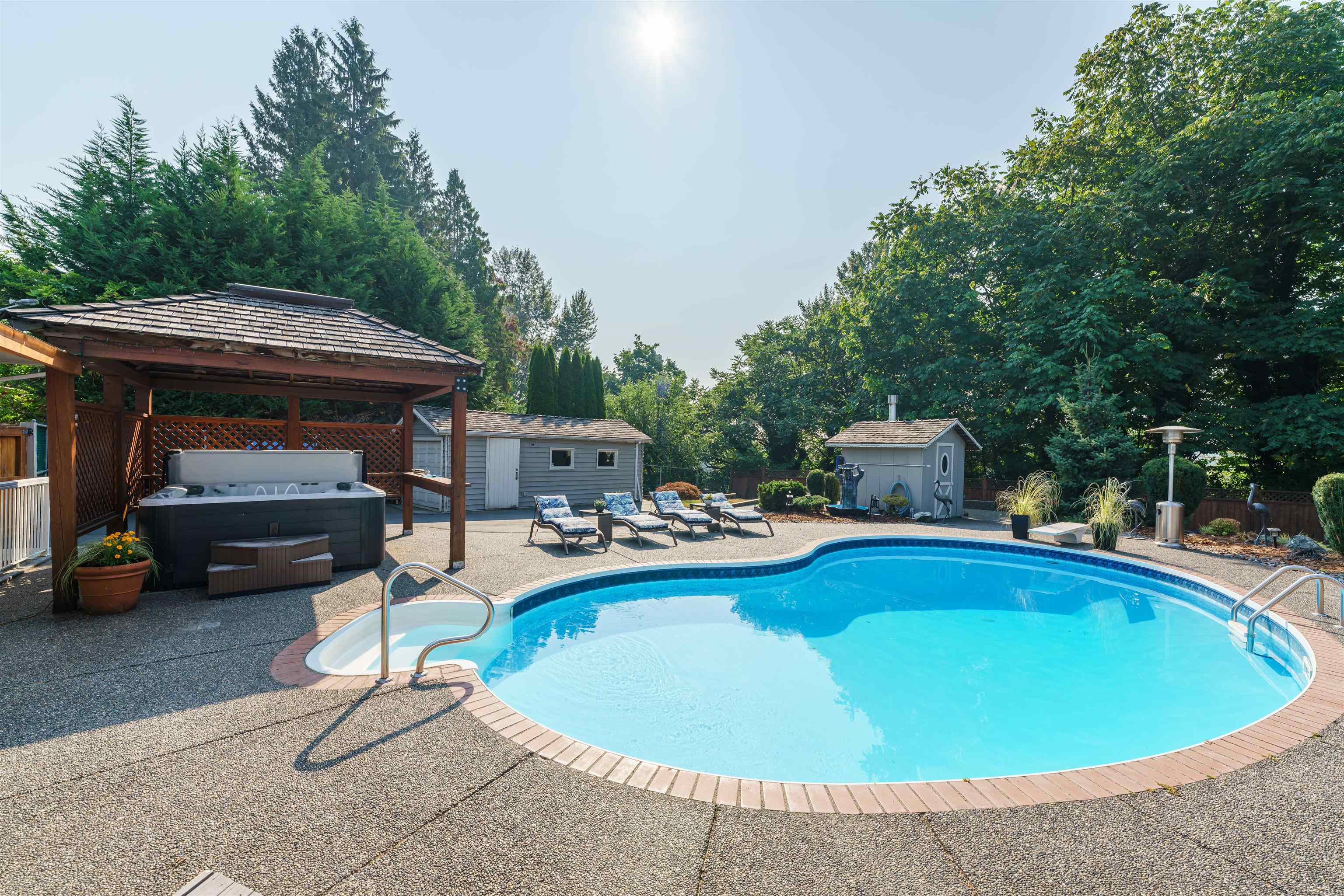 22070 Cliff Avenue, Maple Ridge, West Central, V2X 2L2 1