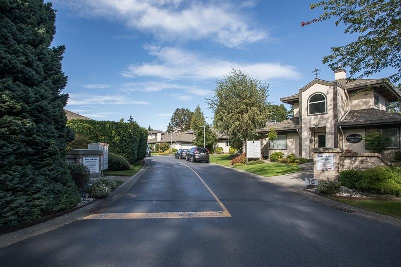 2 12957 17 Avenue, Surrey, Crescent Bch Ocean Pk., V4A 8T7 36