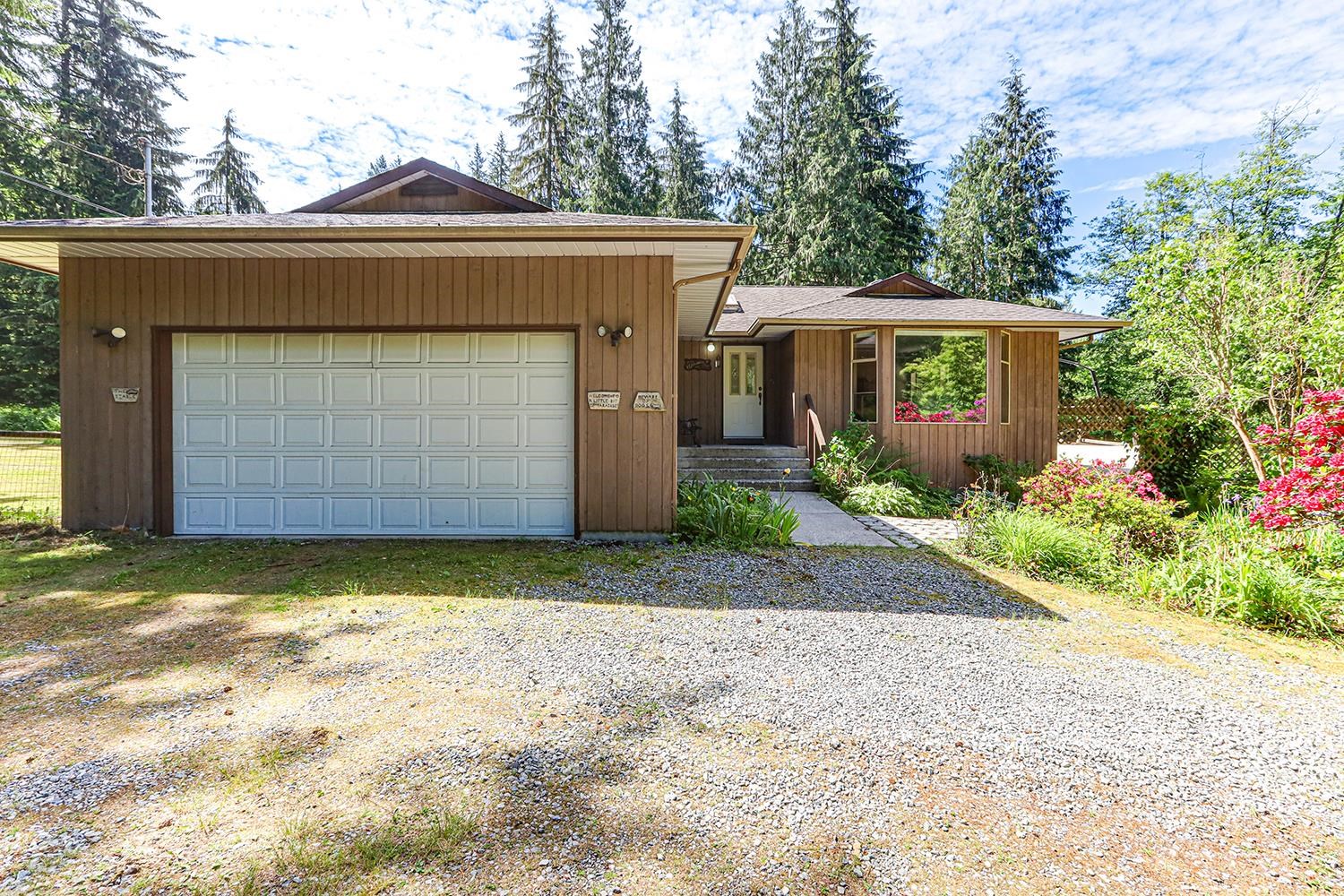 27870 110 Avenue, Maple Ridge, Whonnock, V2W 1P6 2