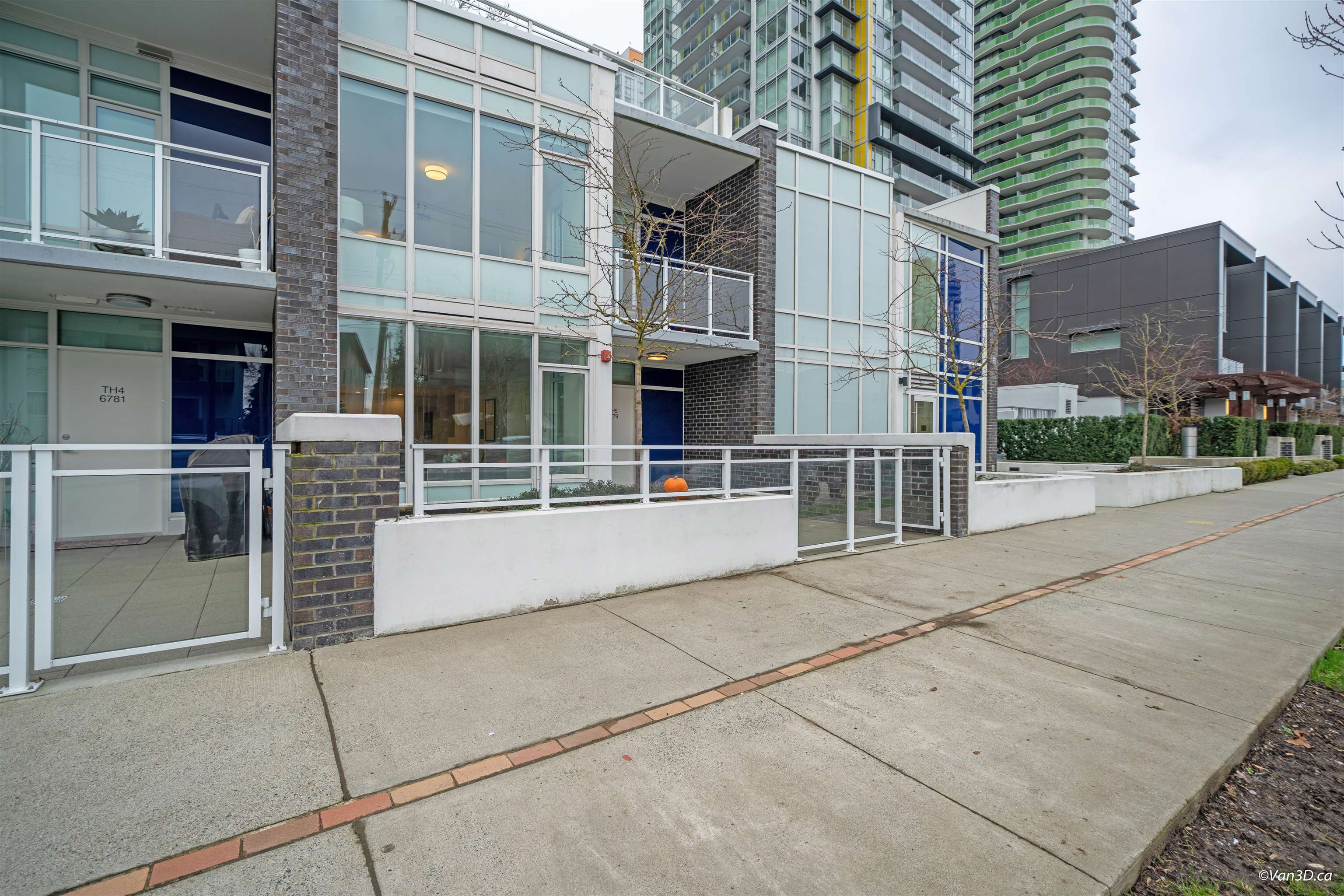 6779 Marlborough Avenue, Burnaby, Metrotown, V5J 0J3 19