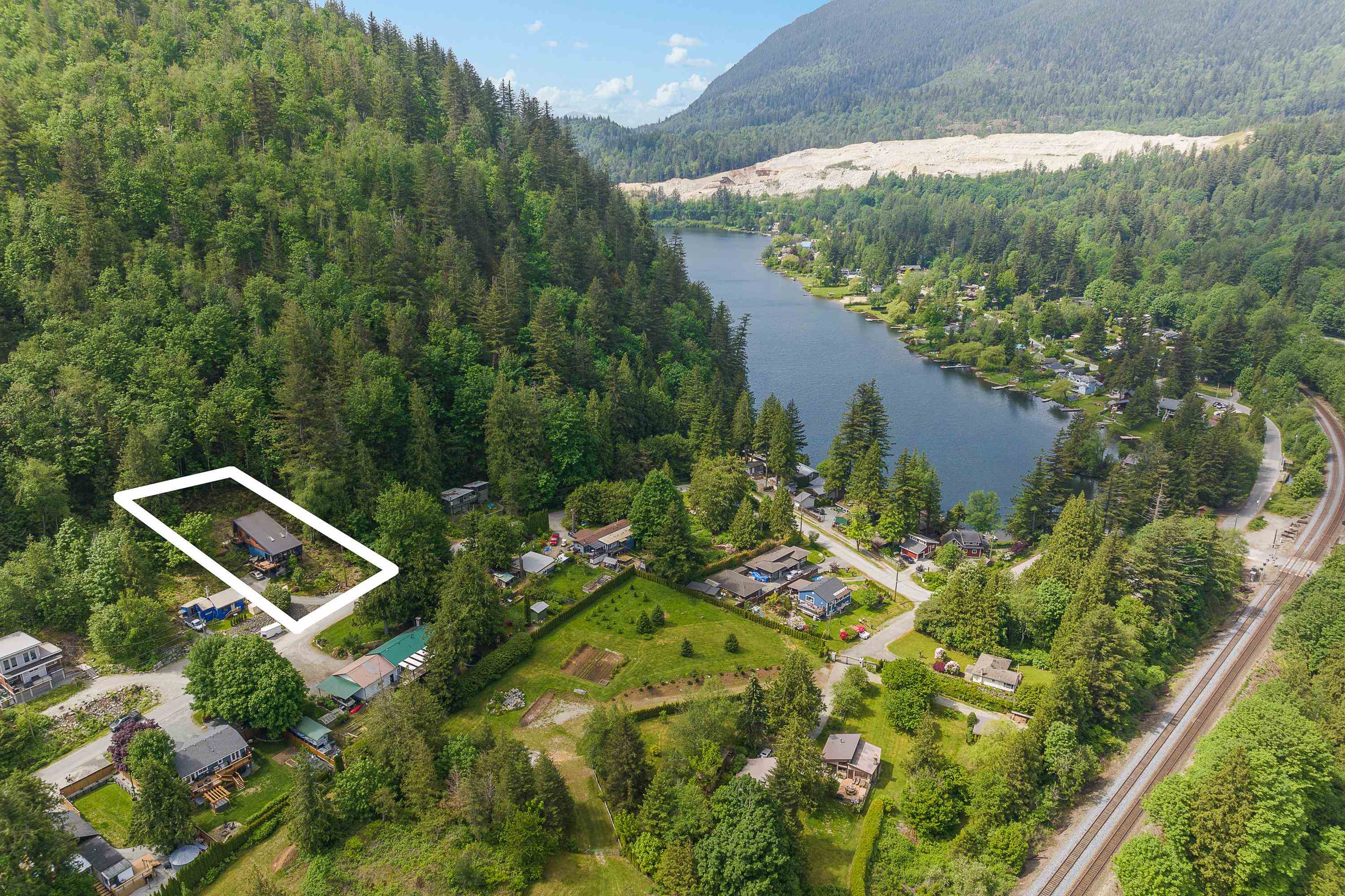 44256 Bayview Road, Mission, Lake Errock, V0M 1N0 1