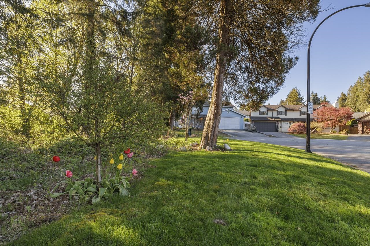 12610 Thornton Place, Maple Ridge, West Central, V4R 2J7 26