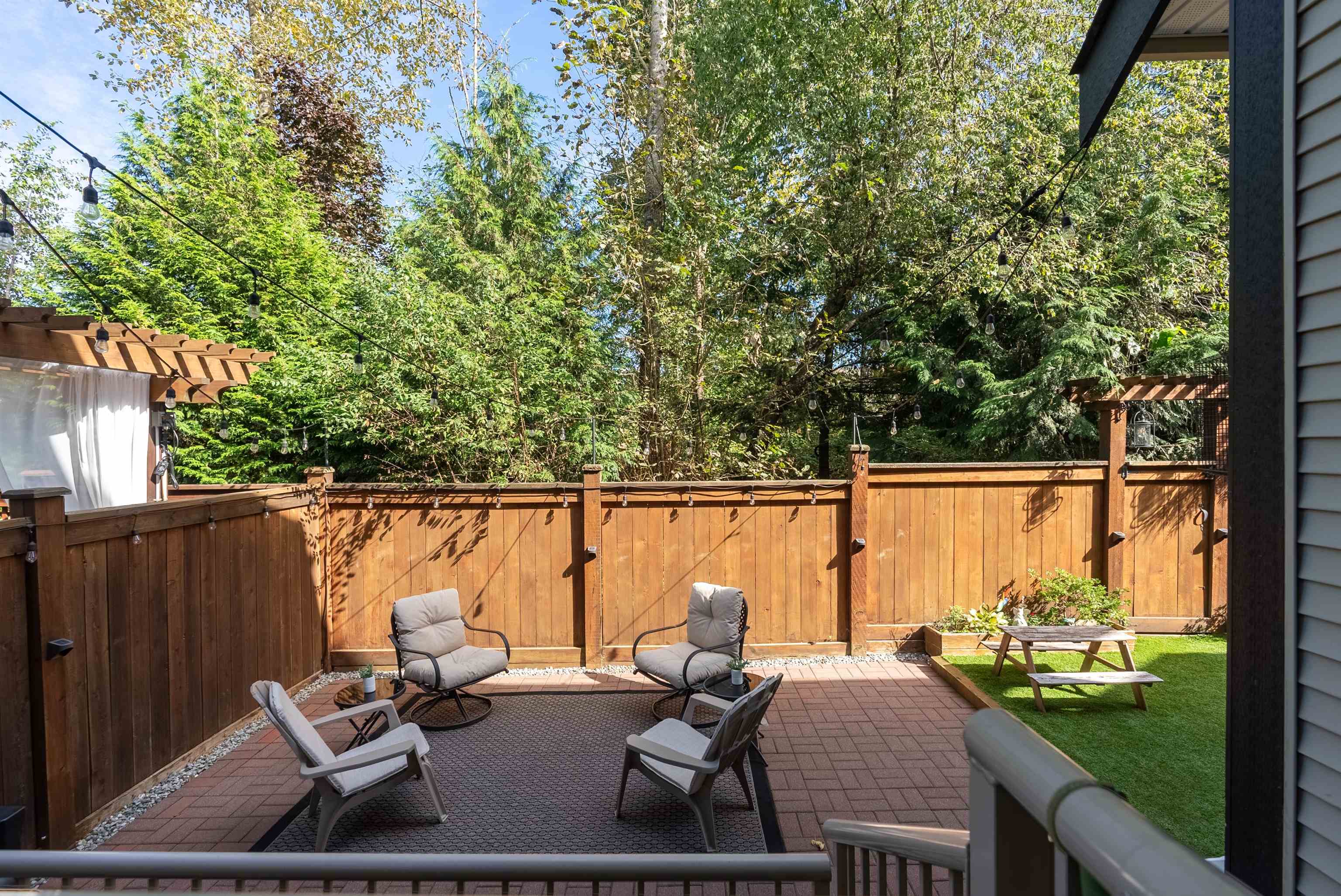 8164 211 Street, Langley, Willoughby Heights, V2Y 0E4 35