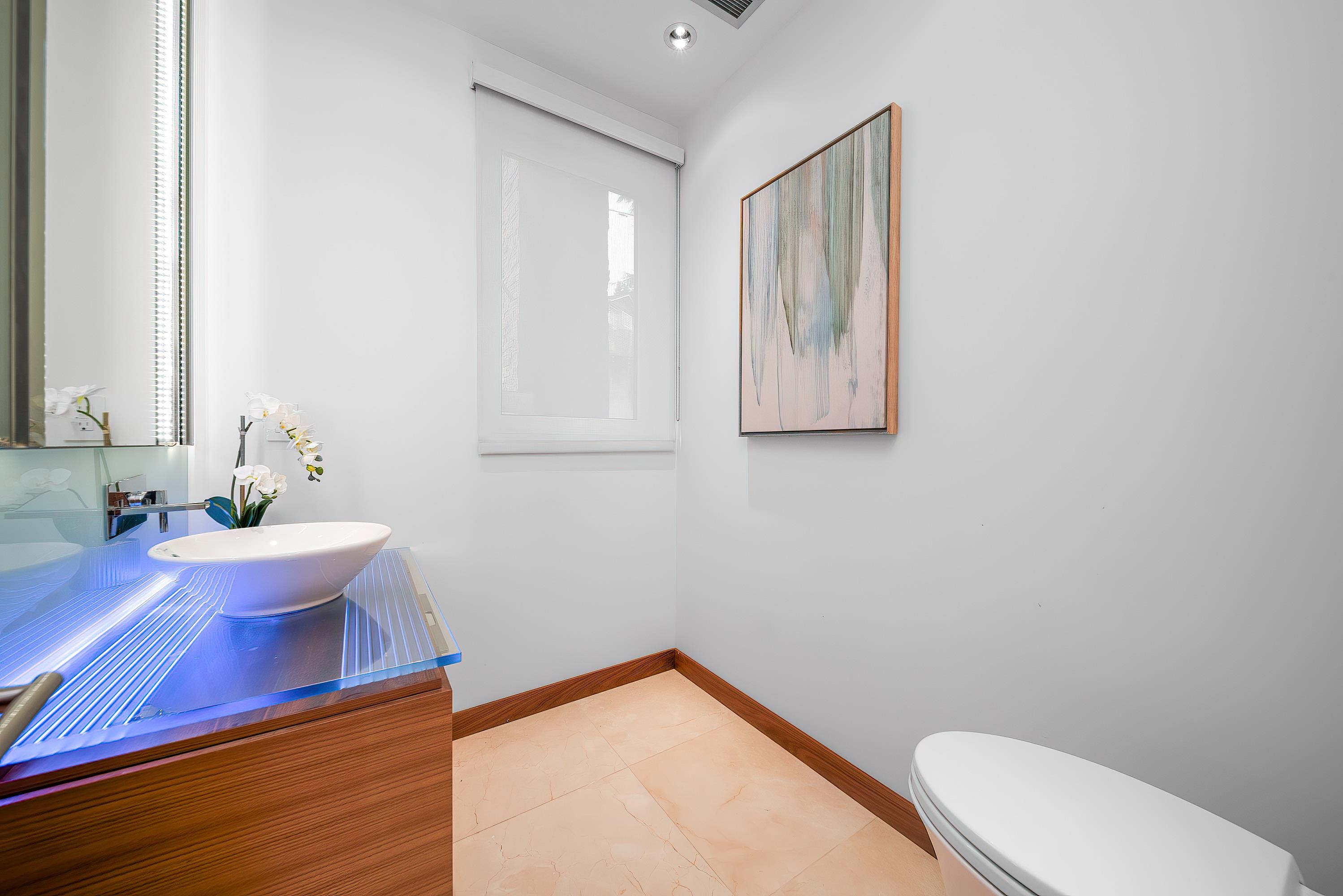 Listing image of 518 BALLANTREE PLACE