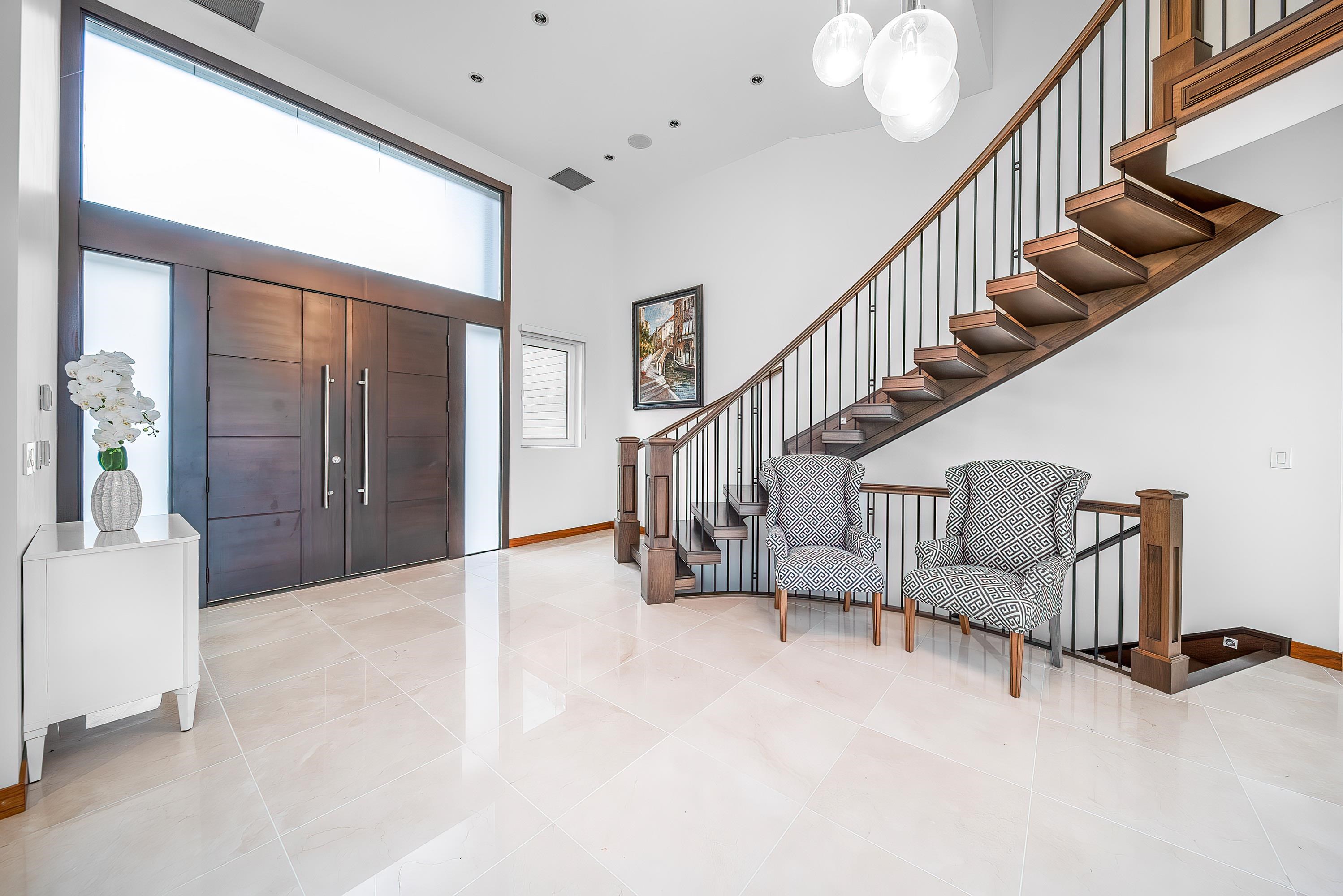 Listing image of 518 BALLANTREE PLACE