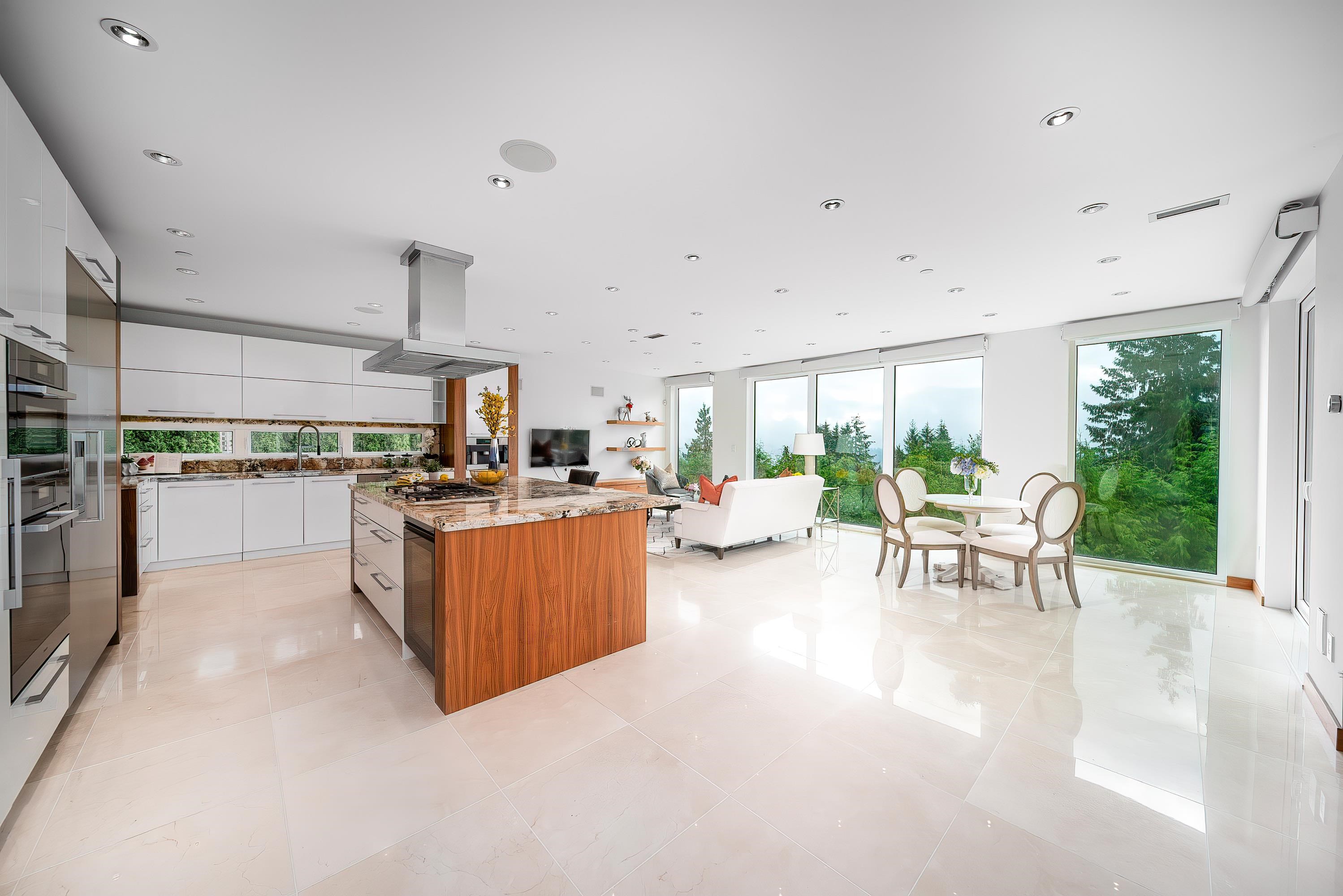 Listing image of 518 BALLANTREE PLACE