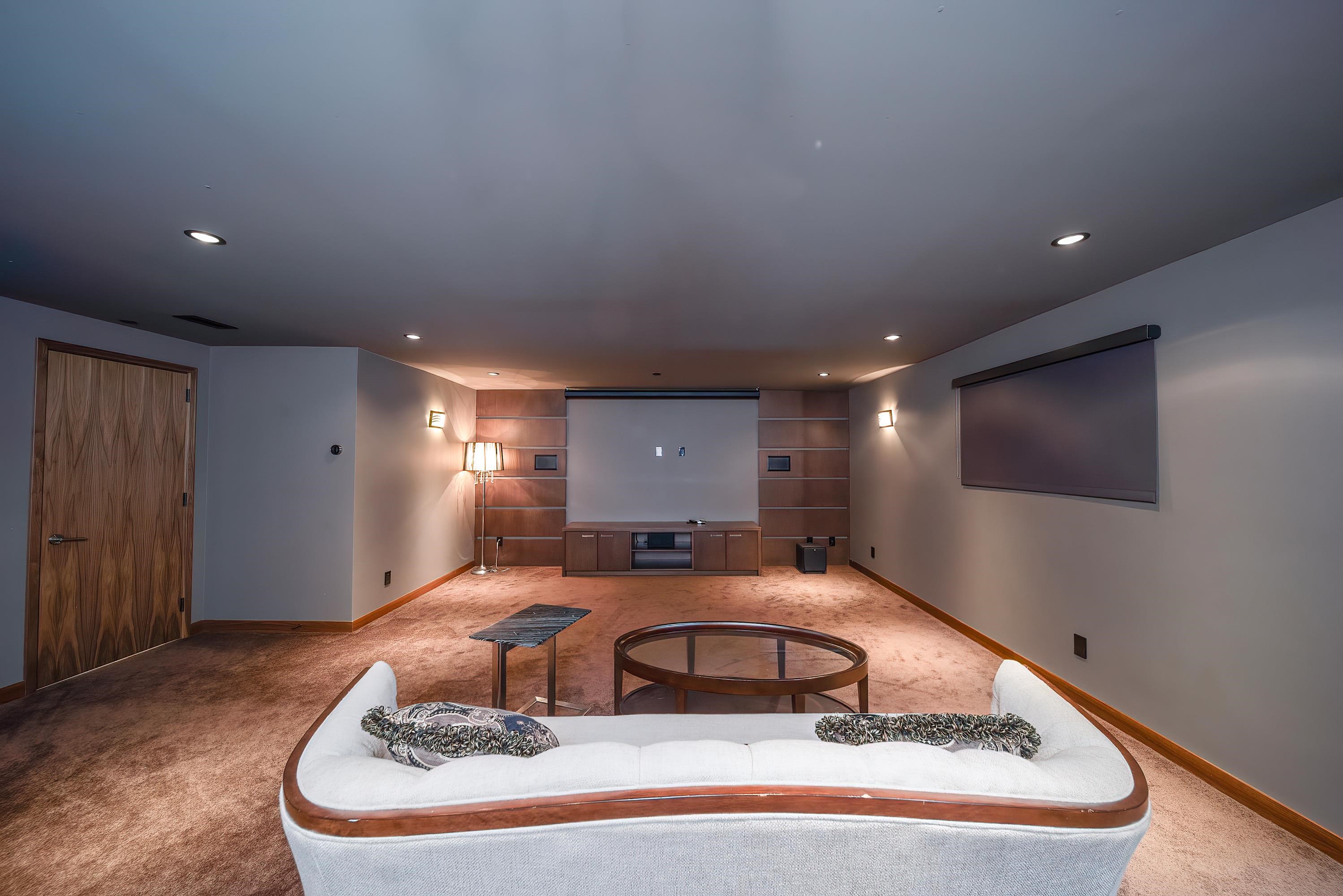 Listing image of 518 BALLANTREE PLACE