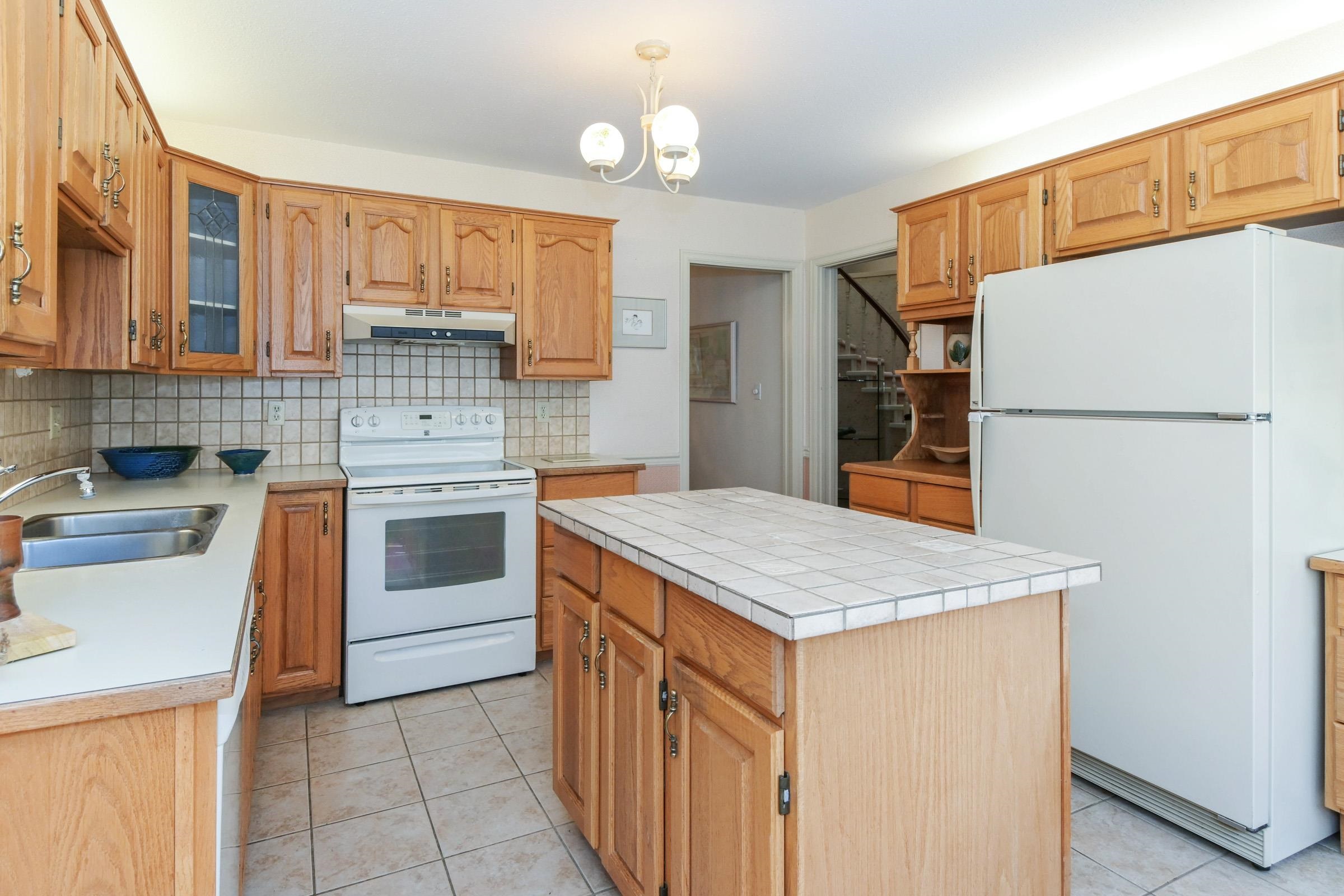 42 1725 Southmere Crescent, Surrey, Sunnyside Park Surrey, V4A 7A7 10