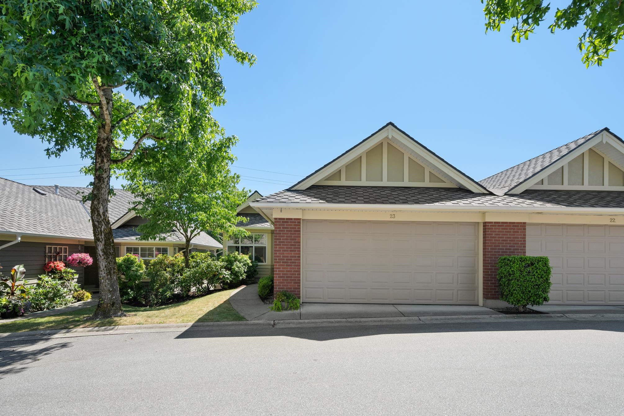 23 15450 Rosemary Heights Crescent, Surrey, Morgan Creek, V3Z 0K1 1