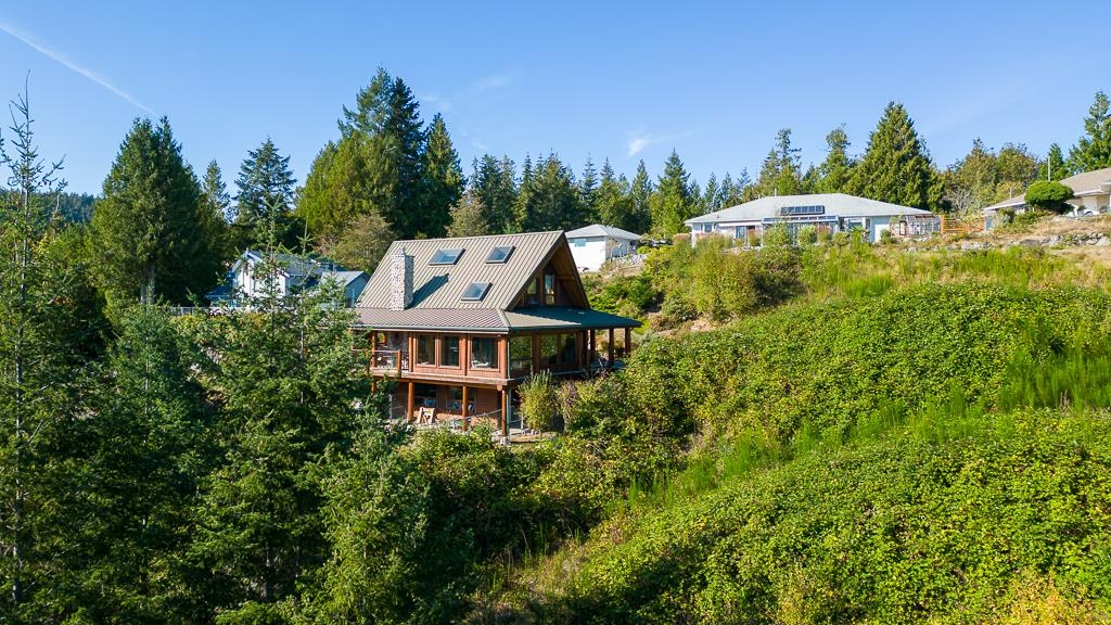 4701 Hotel Lake Road, Garden Bay, Pender Harbour Egmont, V0N 1S1 1