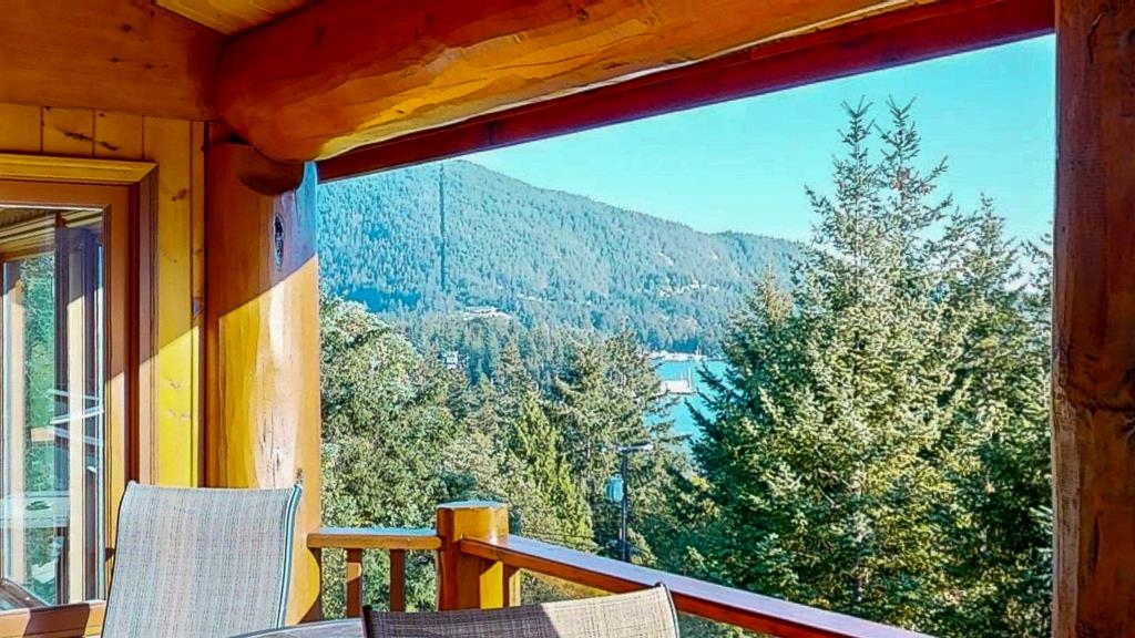 4701 Hotel Lake Road, Garden Bay, Pender Harbour Egmont, V0N 1S1 11