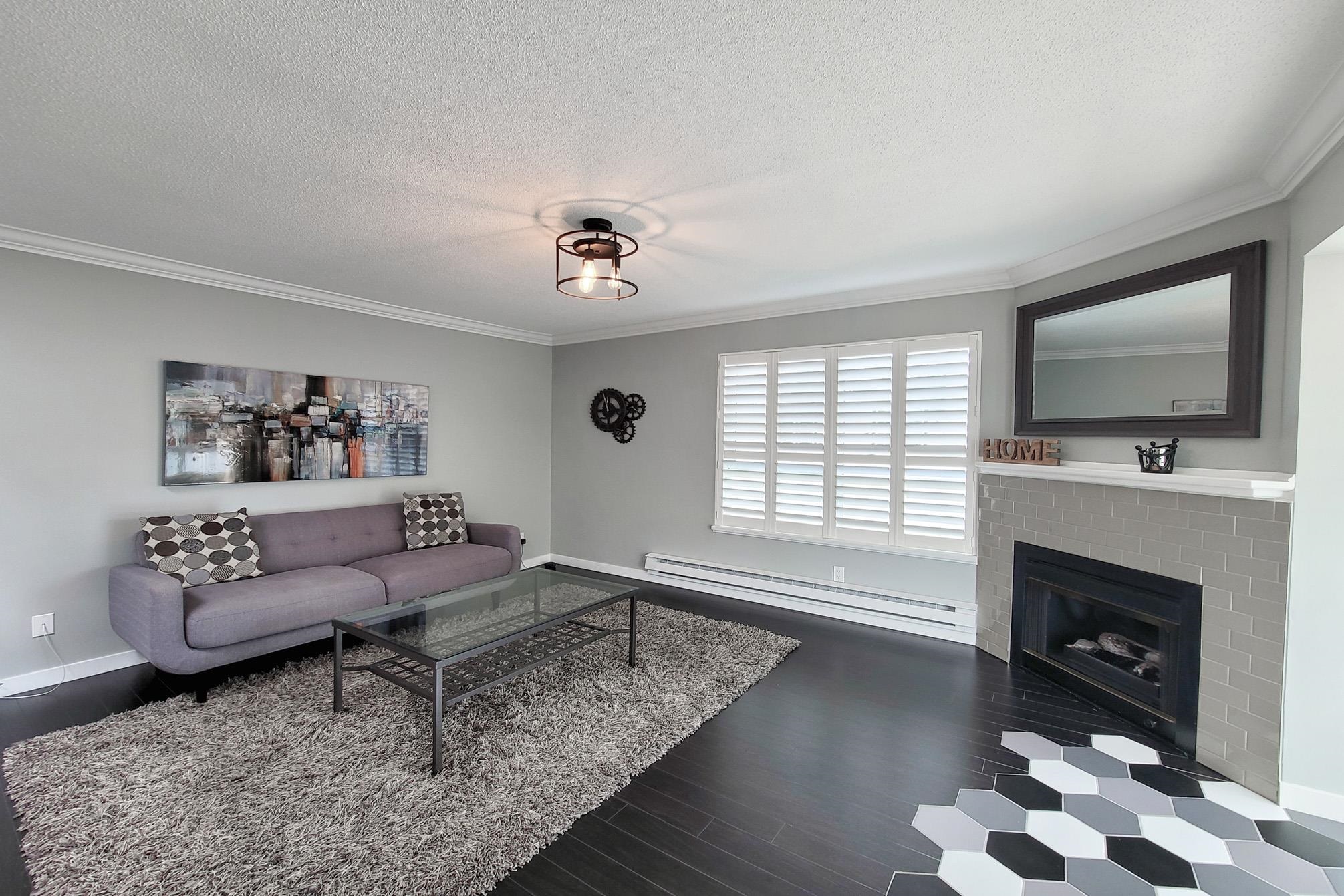 304 1467 Martin Street, White Rock, White Rock, V4B 3W8 5