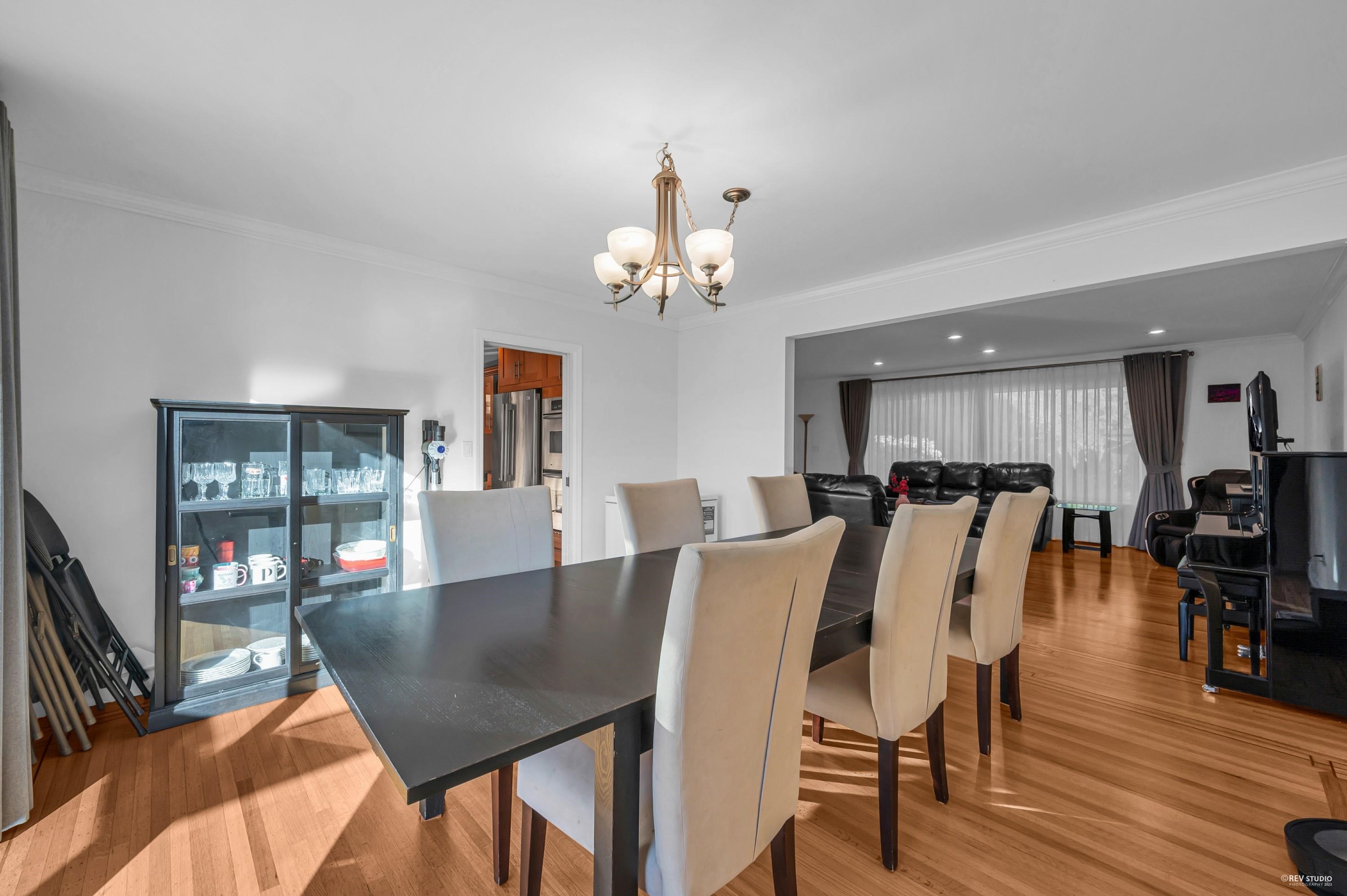 310 Macbeth Crescent, West Vancouver, Cedardale, V7T 1V7 10