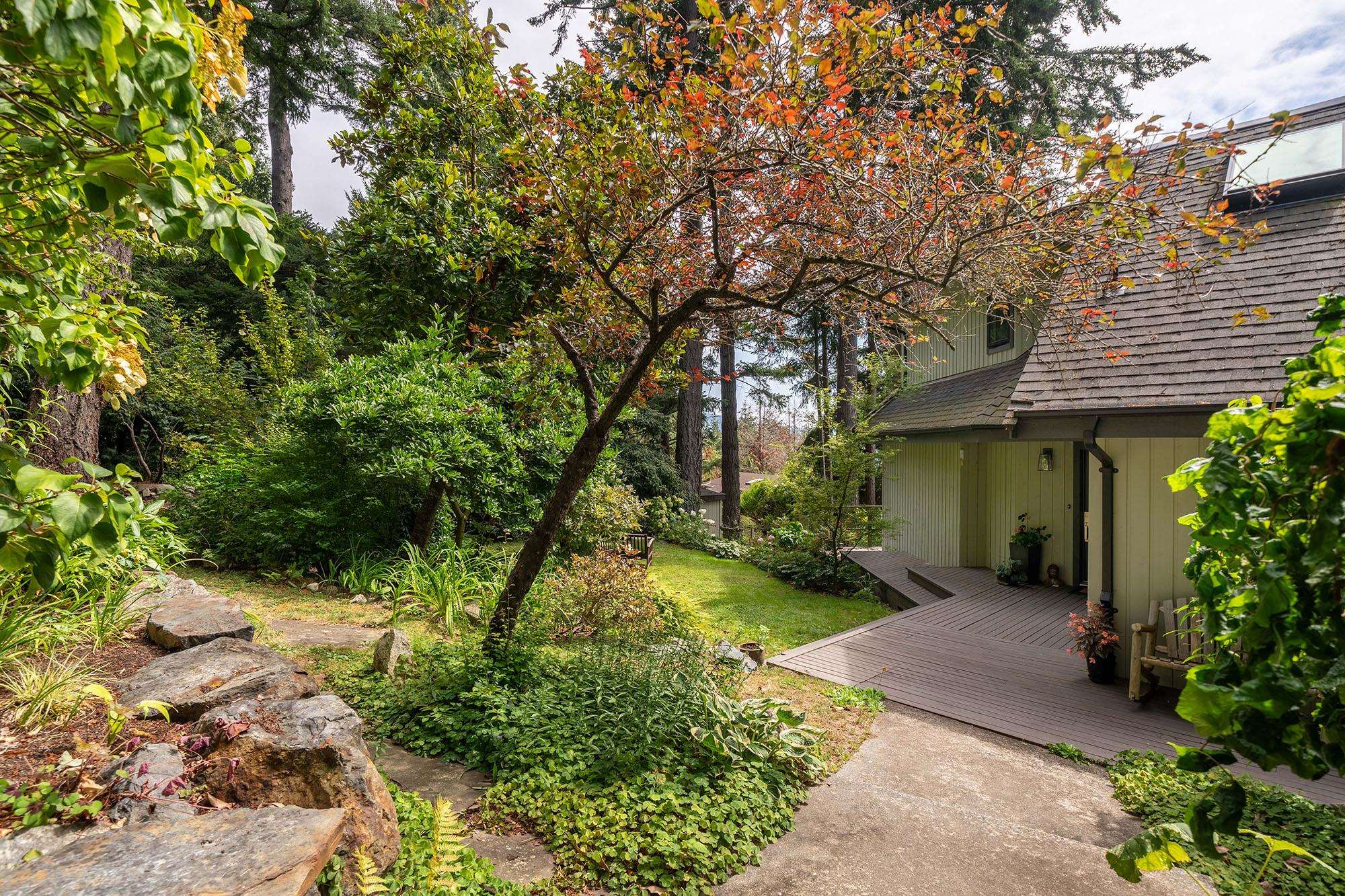 297 David Road, Bowen Island, Bowen Island, V0N 1G1 37