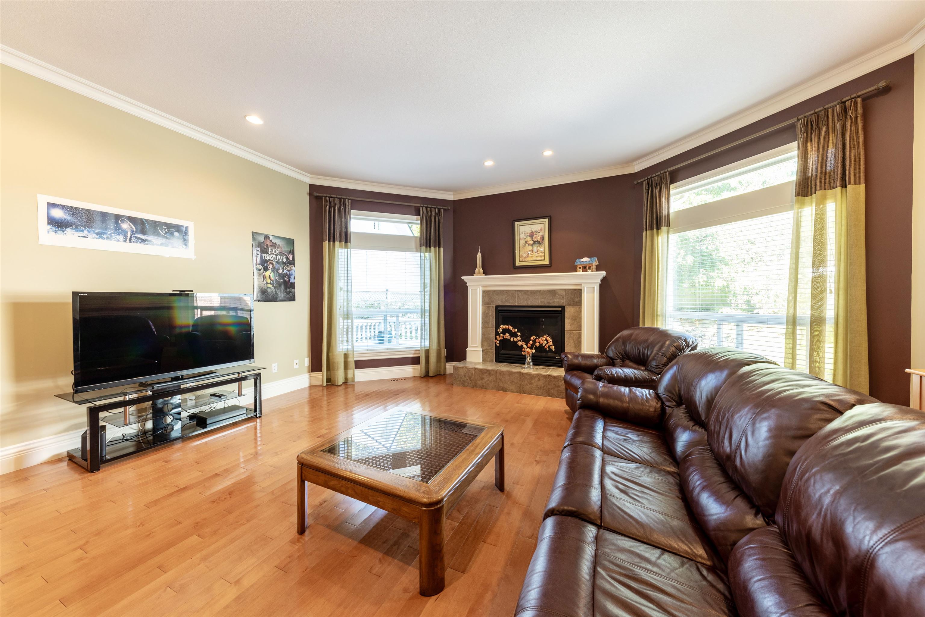 2110 Indian Fort Drive, Surrey, Crescent Bch Ocean Pk., V4A 3L8 18