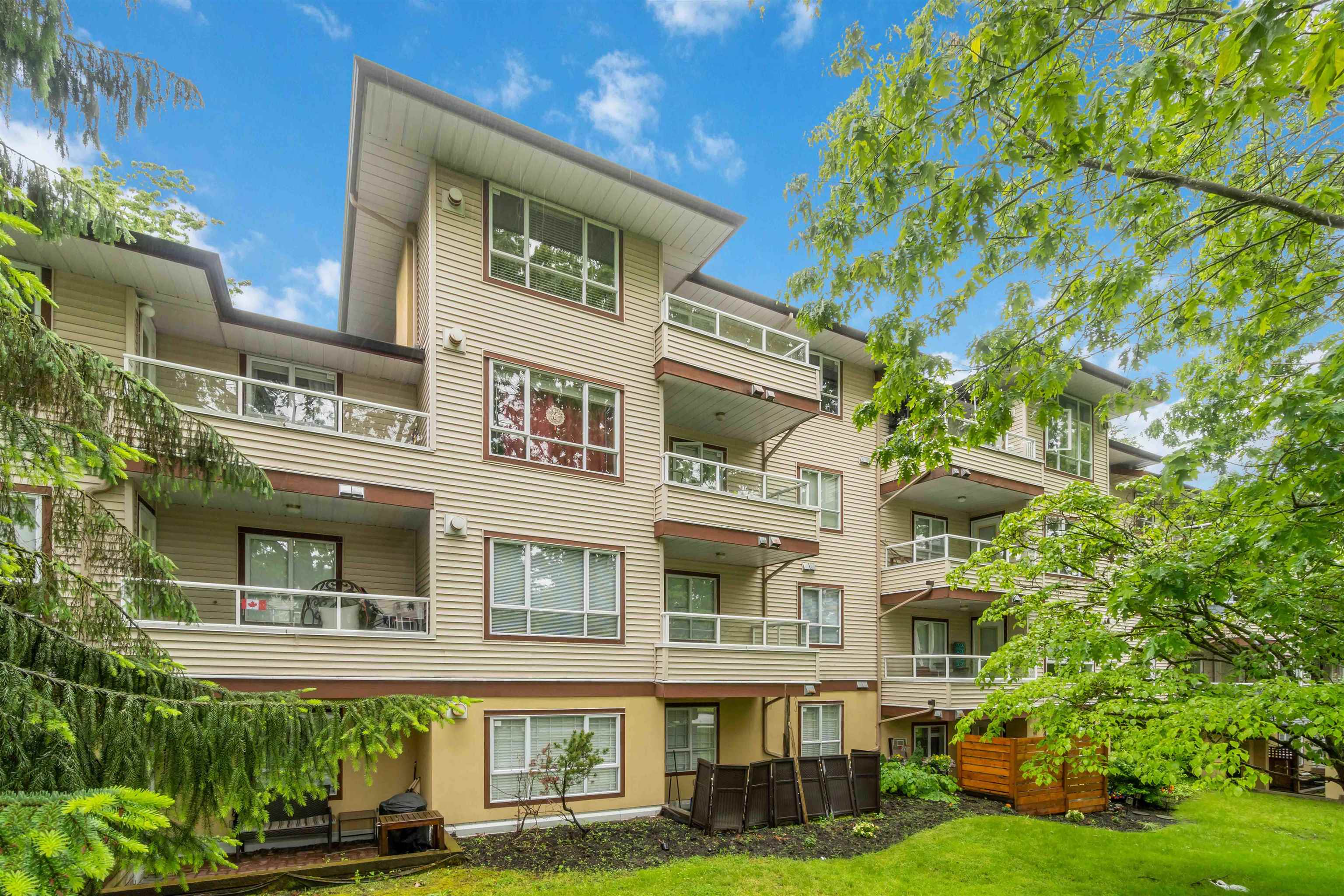 202 5667 Smith Avenue, Burnaby, Central Park BS, V5H 2K7 3