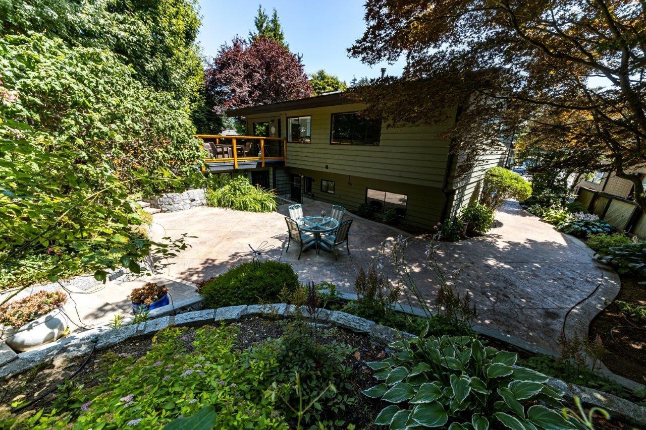 2413 Weymouth Place, North Vancouver, Lynn Valley, V7K 2Z3 34