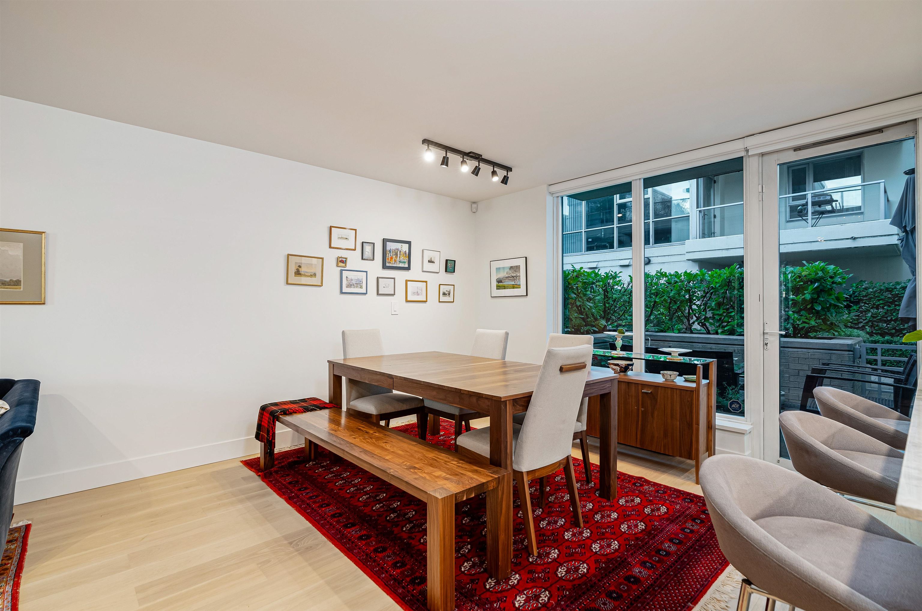 110 Prior Street, Vancouver, Downtown VE, V6A 0A6 14